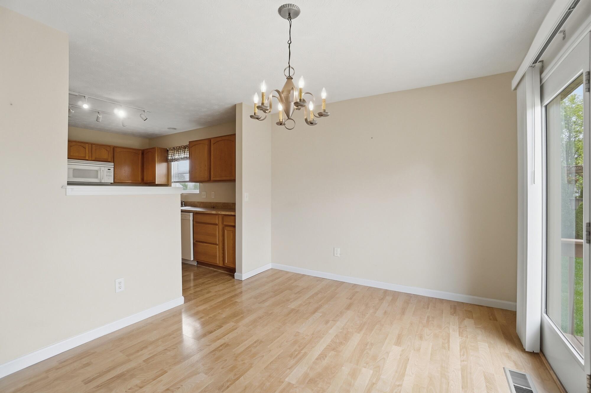 1840 Hunters Ridge Drive, Troy, Ohio 45373