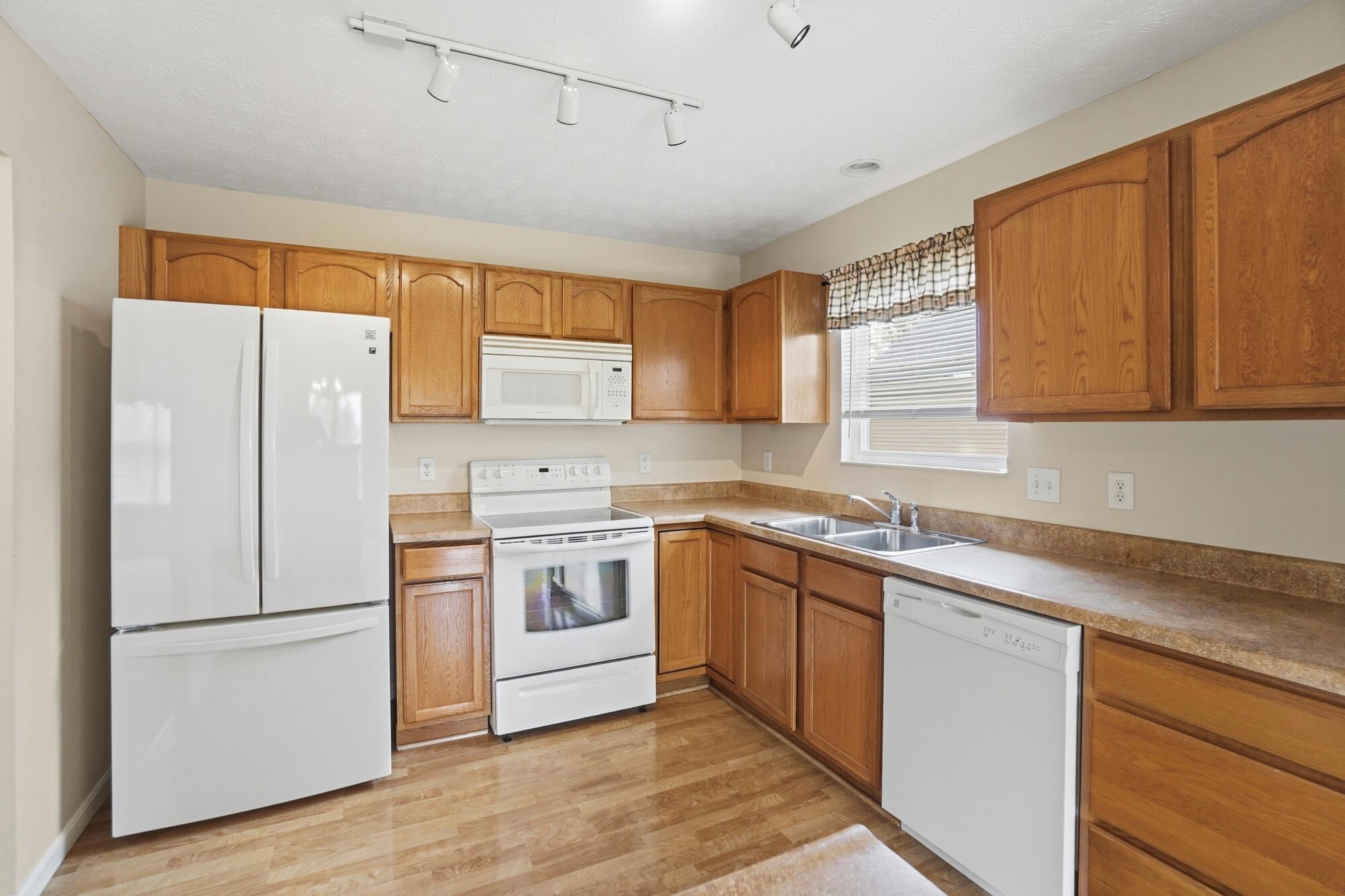 1840 Hunters Ridge Drive, Troy, Ohio 45373