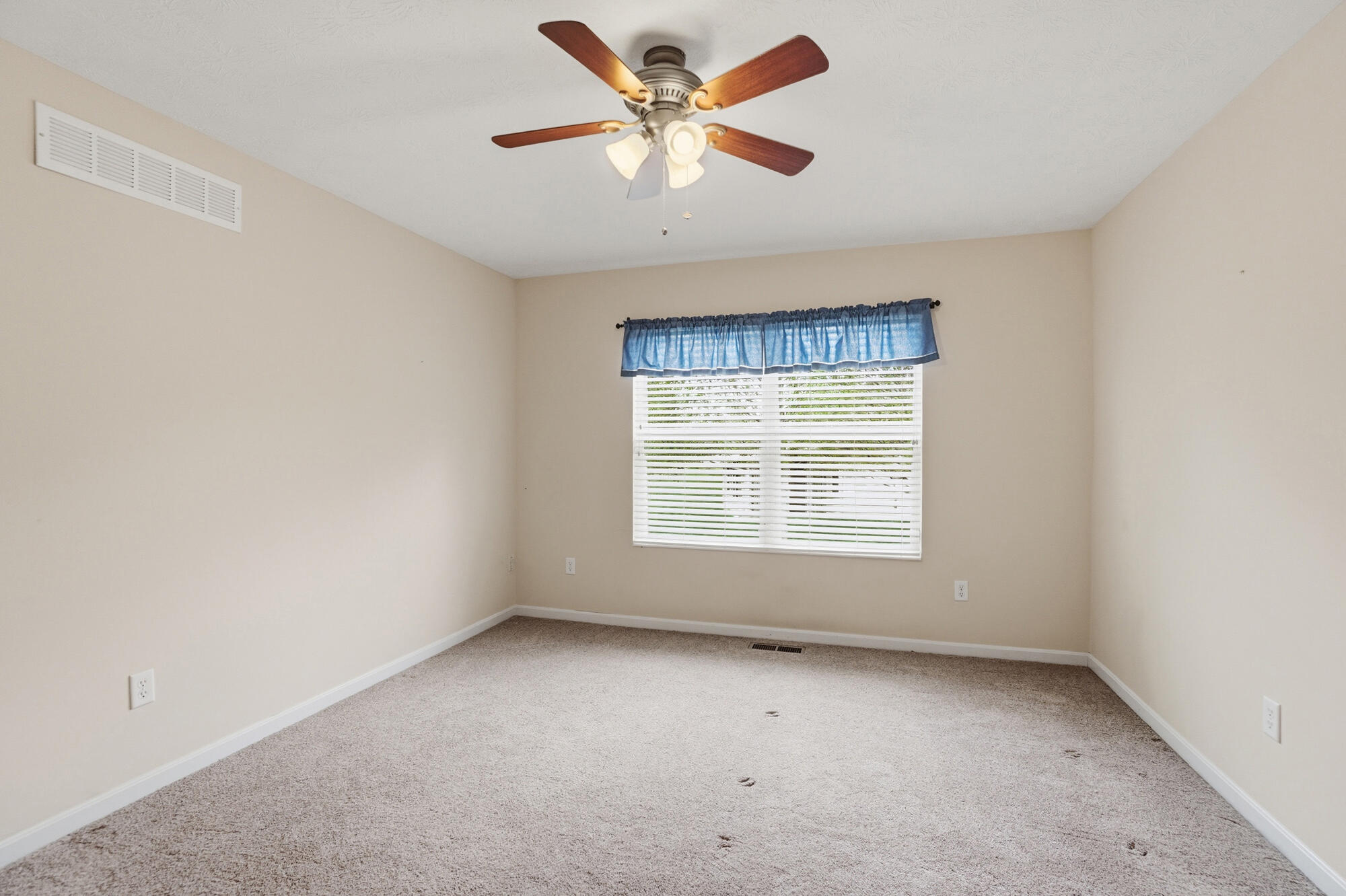 1840 Hunters Ridge Drive, Troy, Ohio 45373