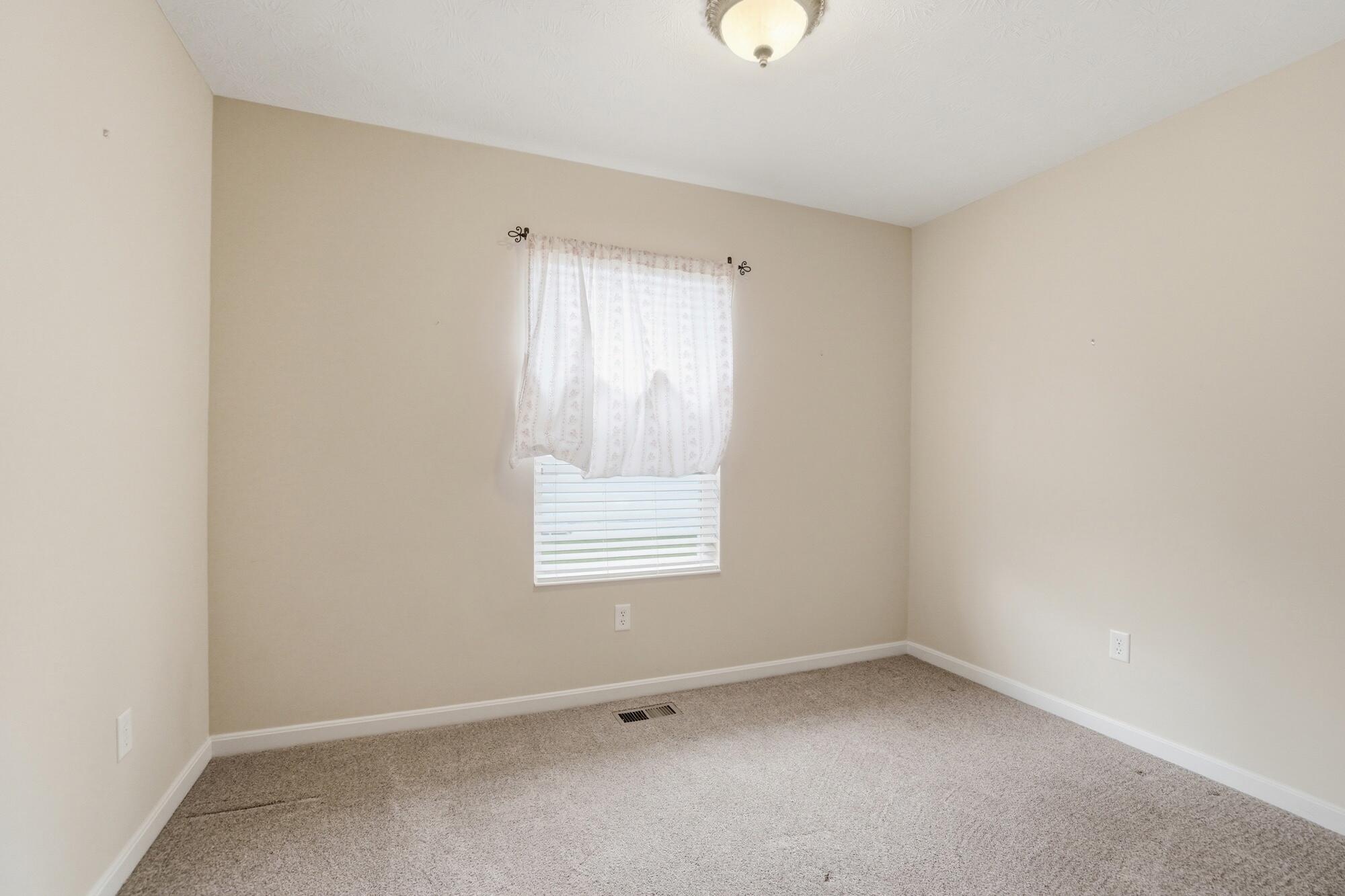 1840 Hunters Ridge Drive, Troy, Ohio 45373