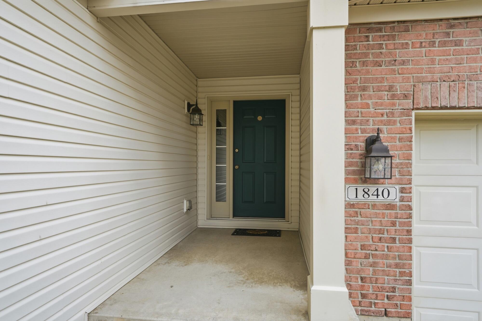 1840 Hunters Ridge Drive, Troy, Ohio 45373