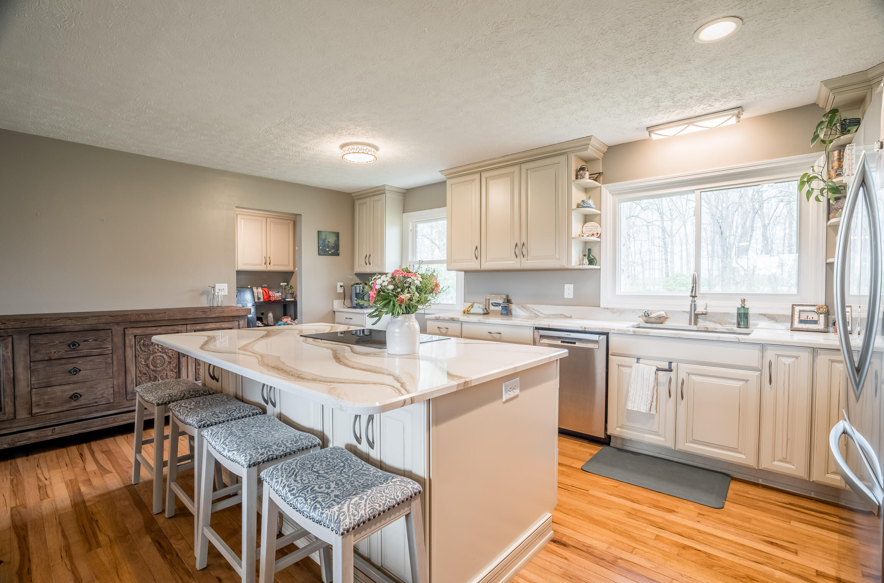 8555 Lochard Road, Sidney, Ohio 45365