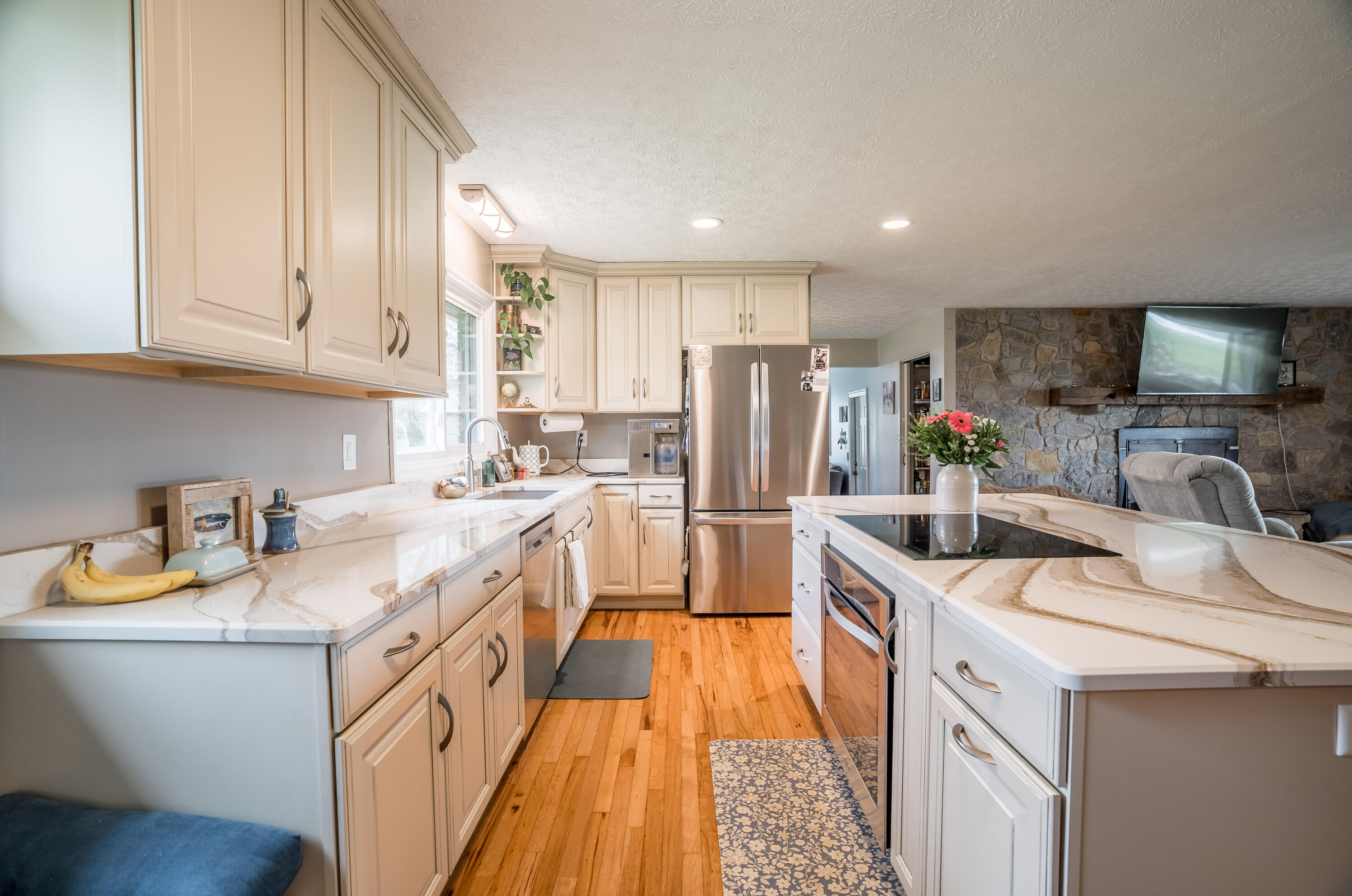 8555 Lochard Road, Sidney, Ohio 45365