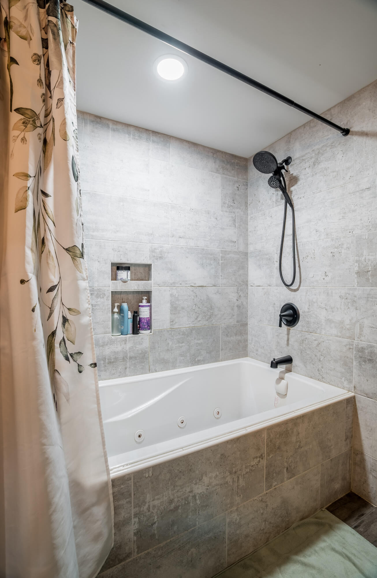 8555 Lochard Road, Sidney, Ohio 45365