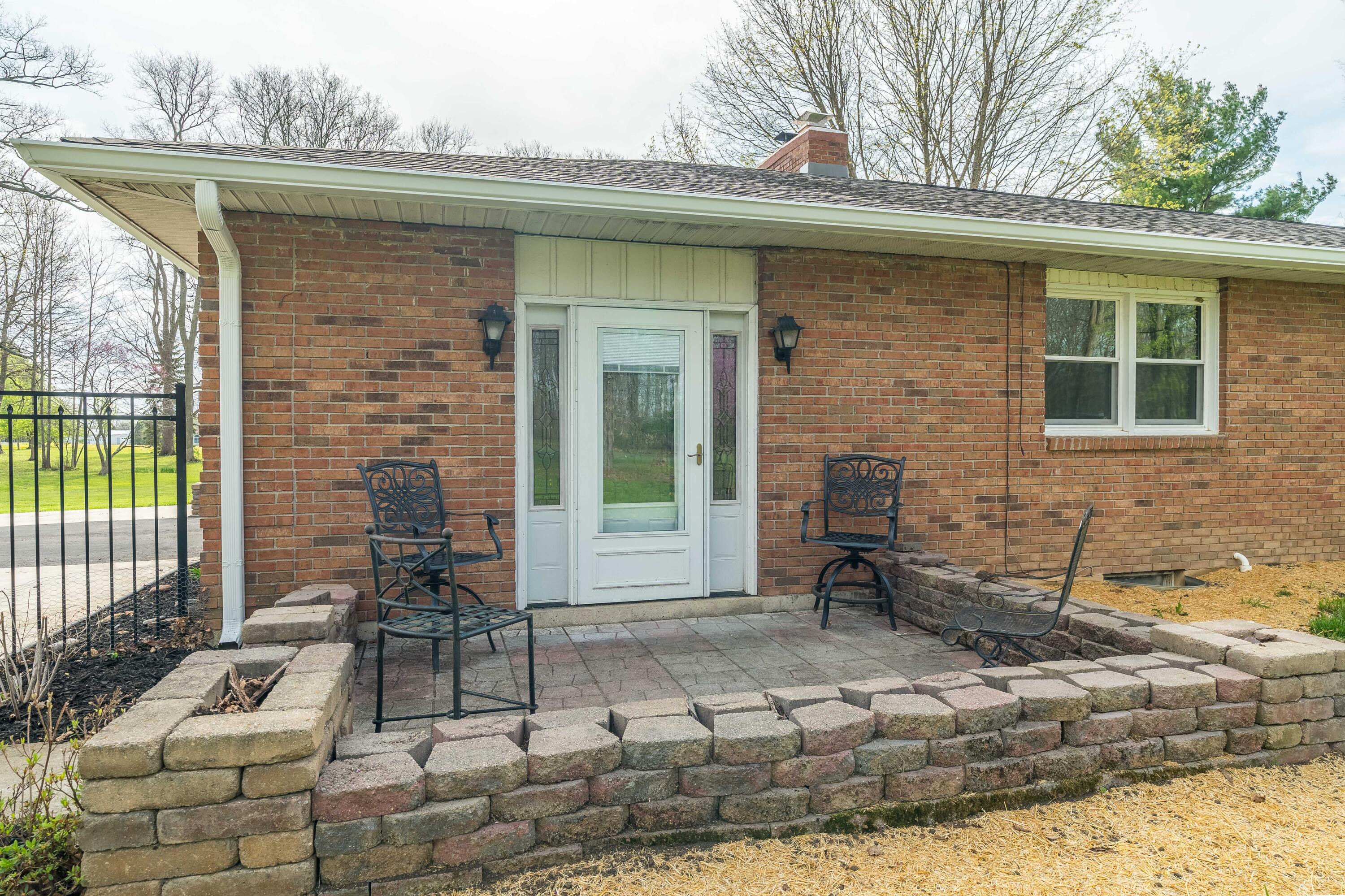 8555 Lochard Road, Sidney, Ohio 45365