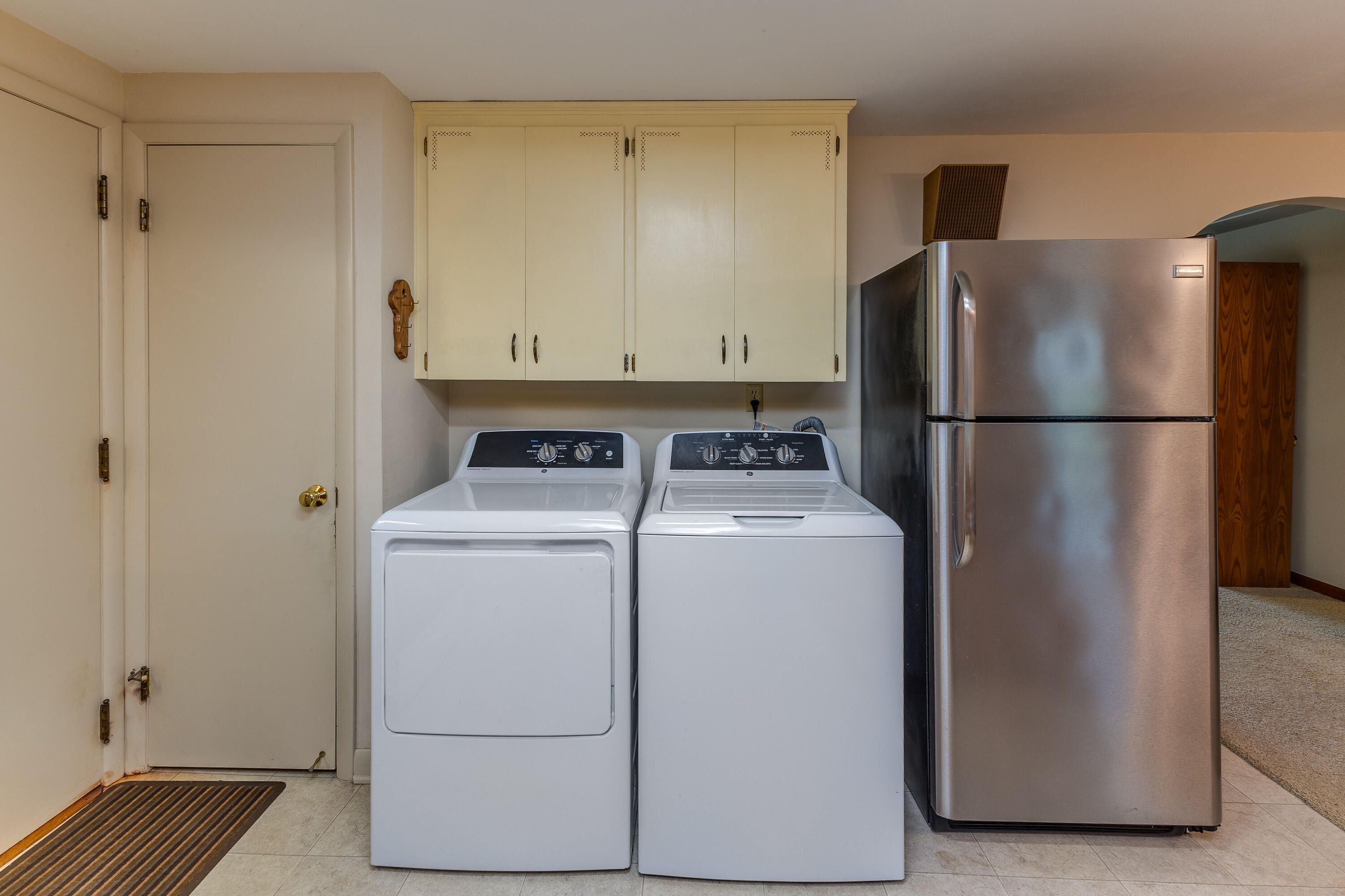 305 Sharon Drive, Covington, Ohio 45318