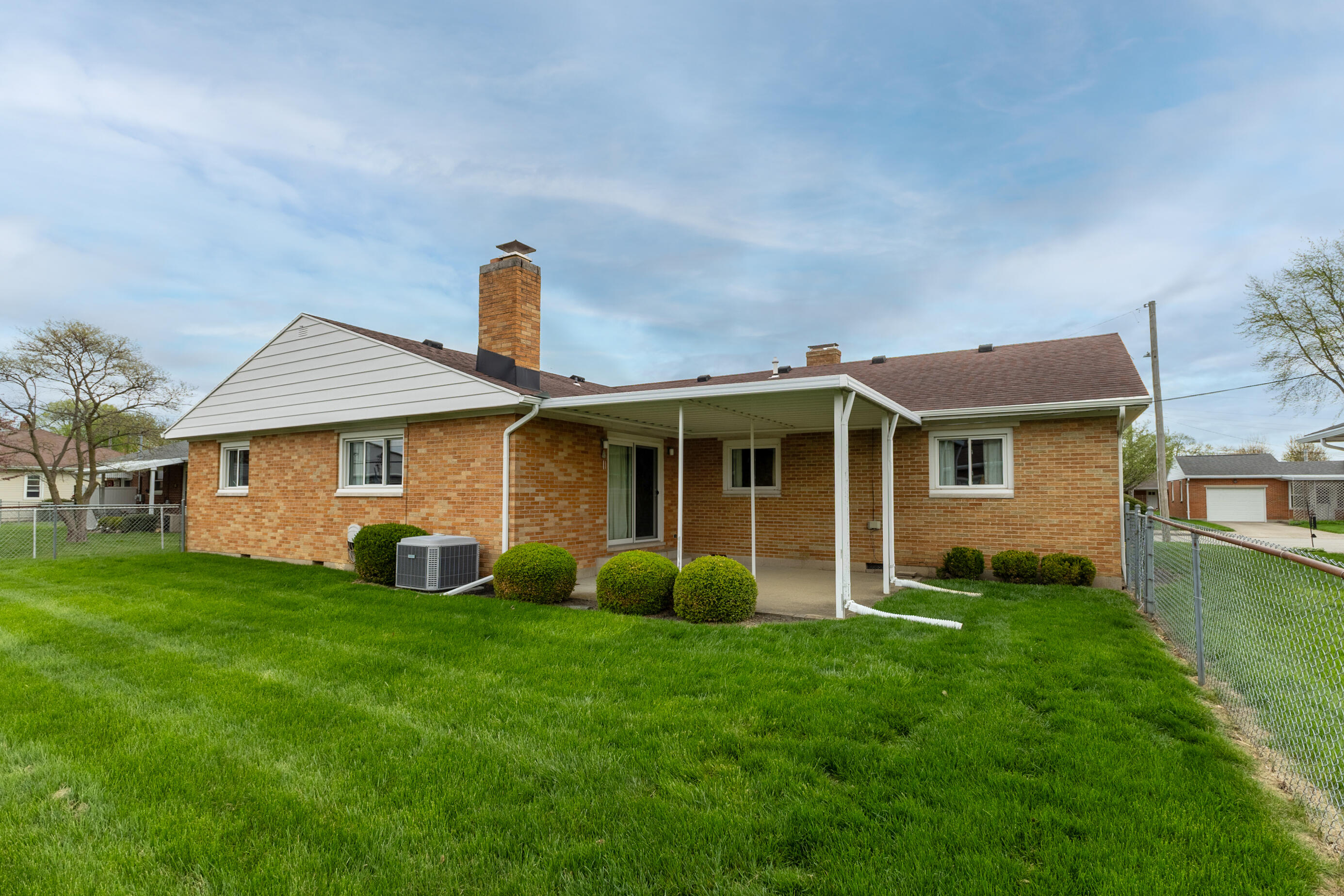 305 Sharon Drive, Covington, Ohio 45318