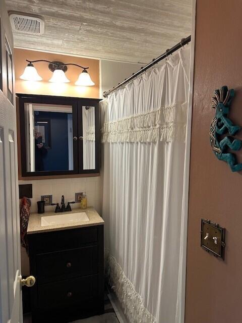 2483 Foxchase Court, Troy, Ohio 45373