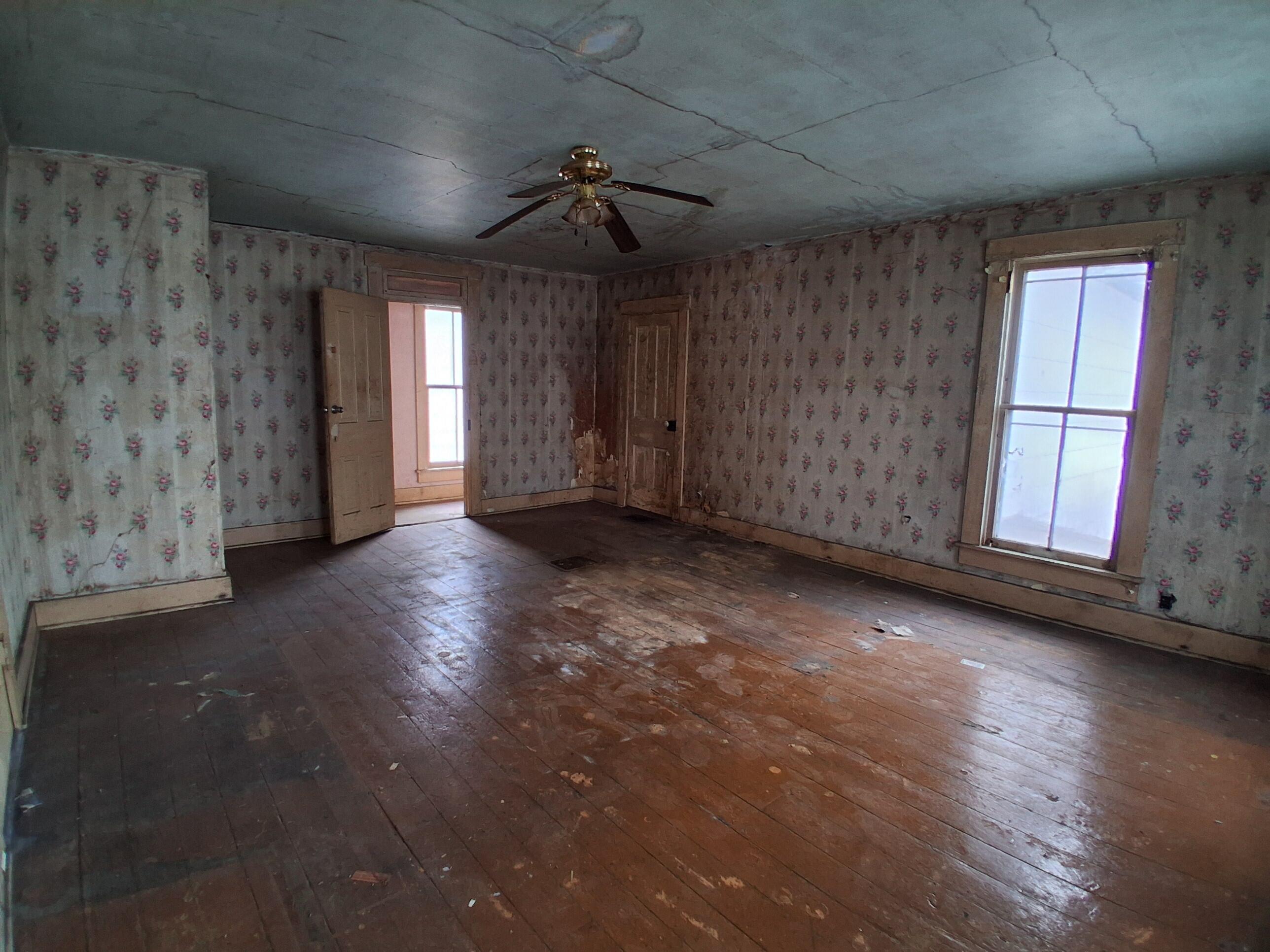 1126 Oak Street, Springfield, Ohio 45505