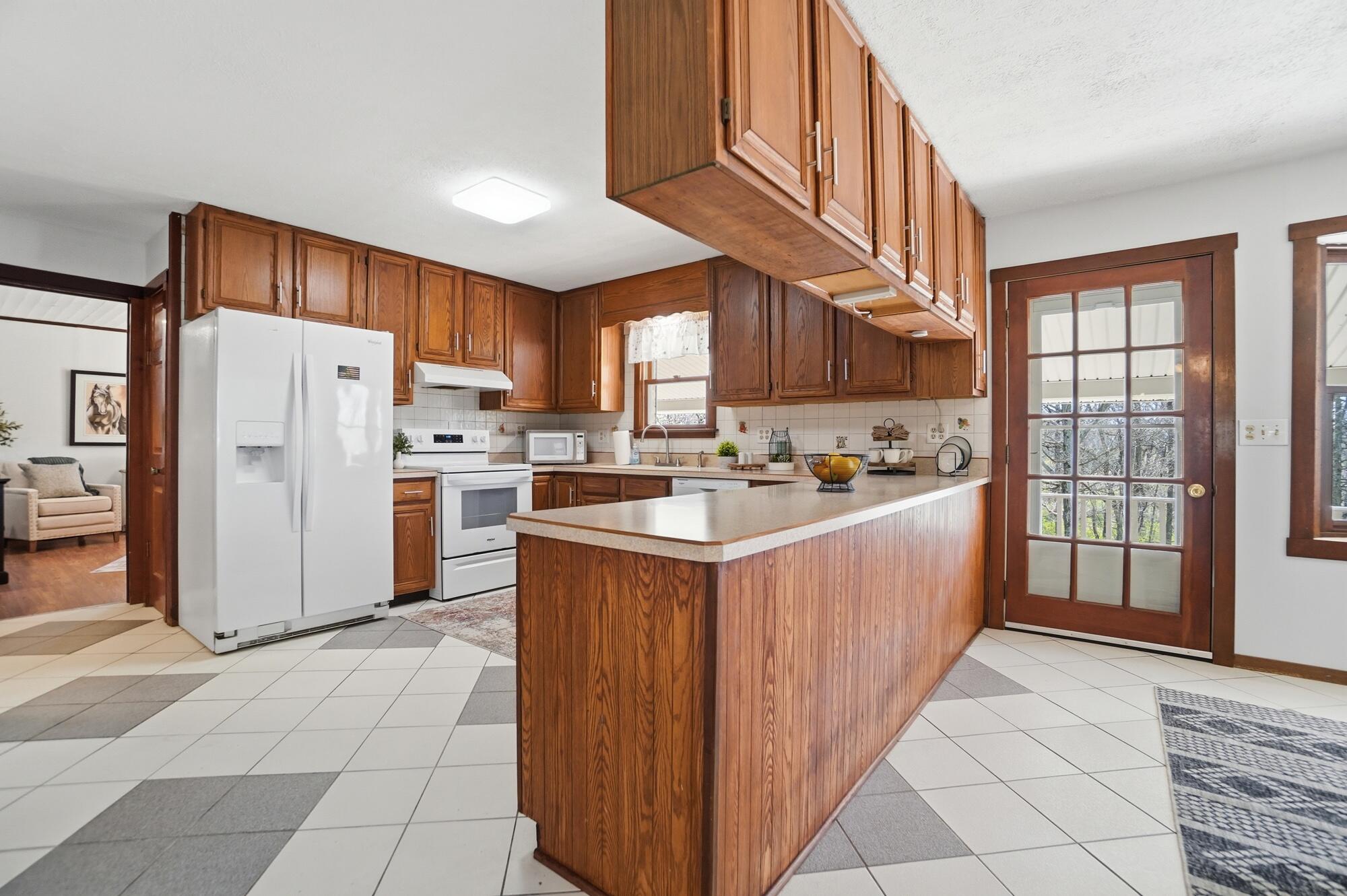 7553 Coffin Station Road, Springfield, Ohio 45502