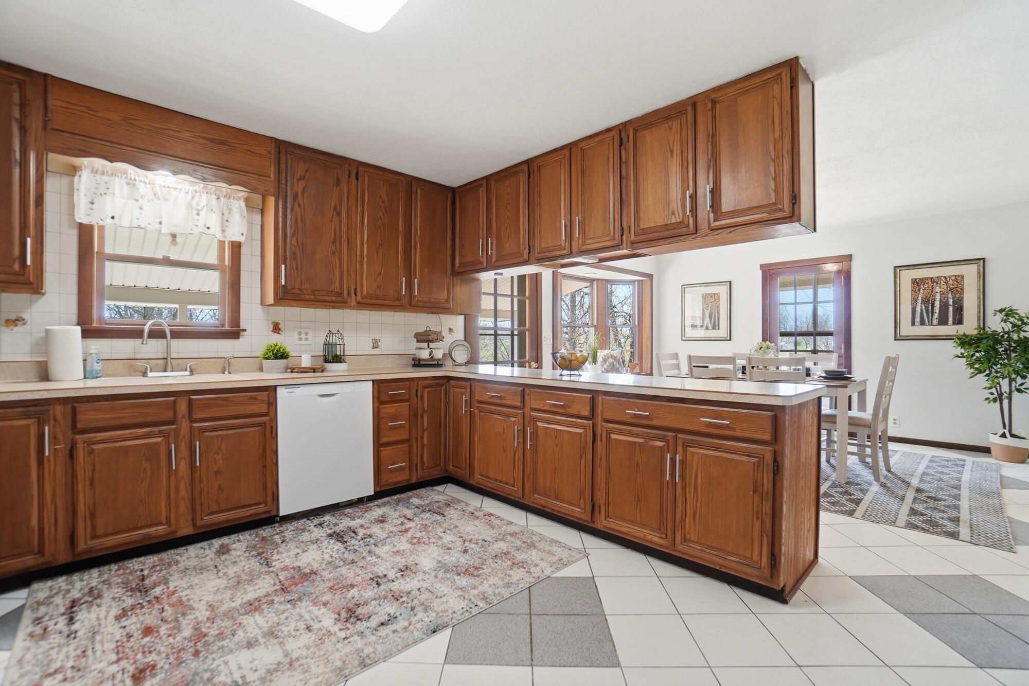 7553 Coffin Station Road, Springfield, Ohio 45502