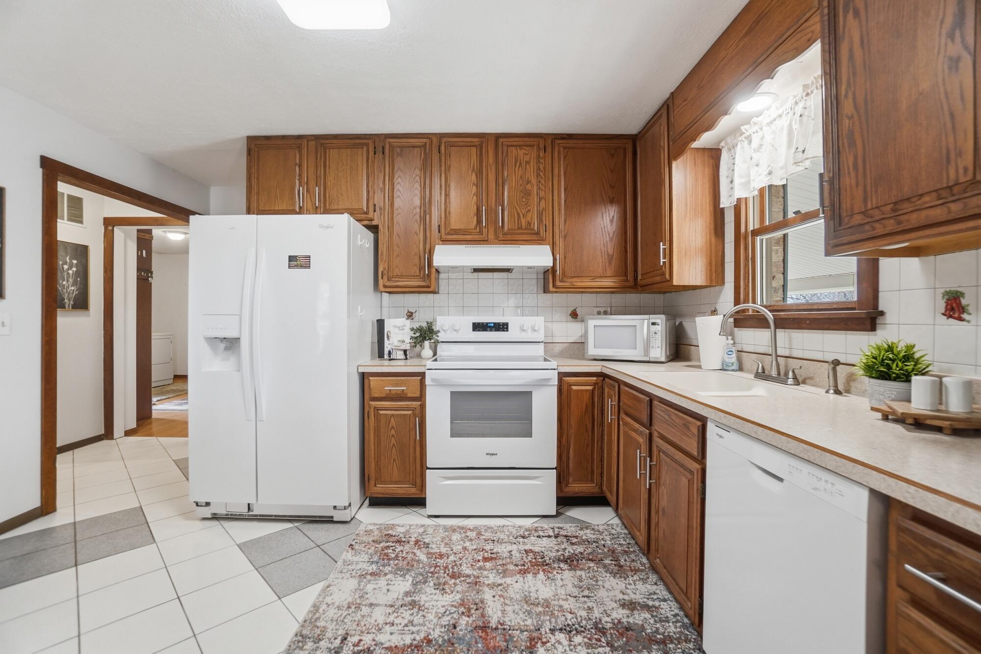 7553 Coffin Station Road, Springfield, Ohio 45502