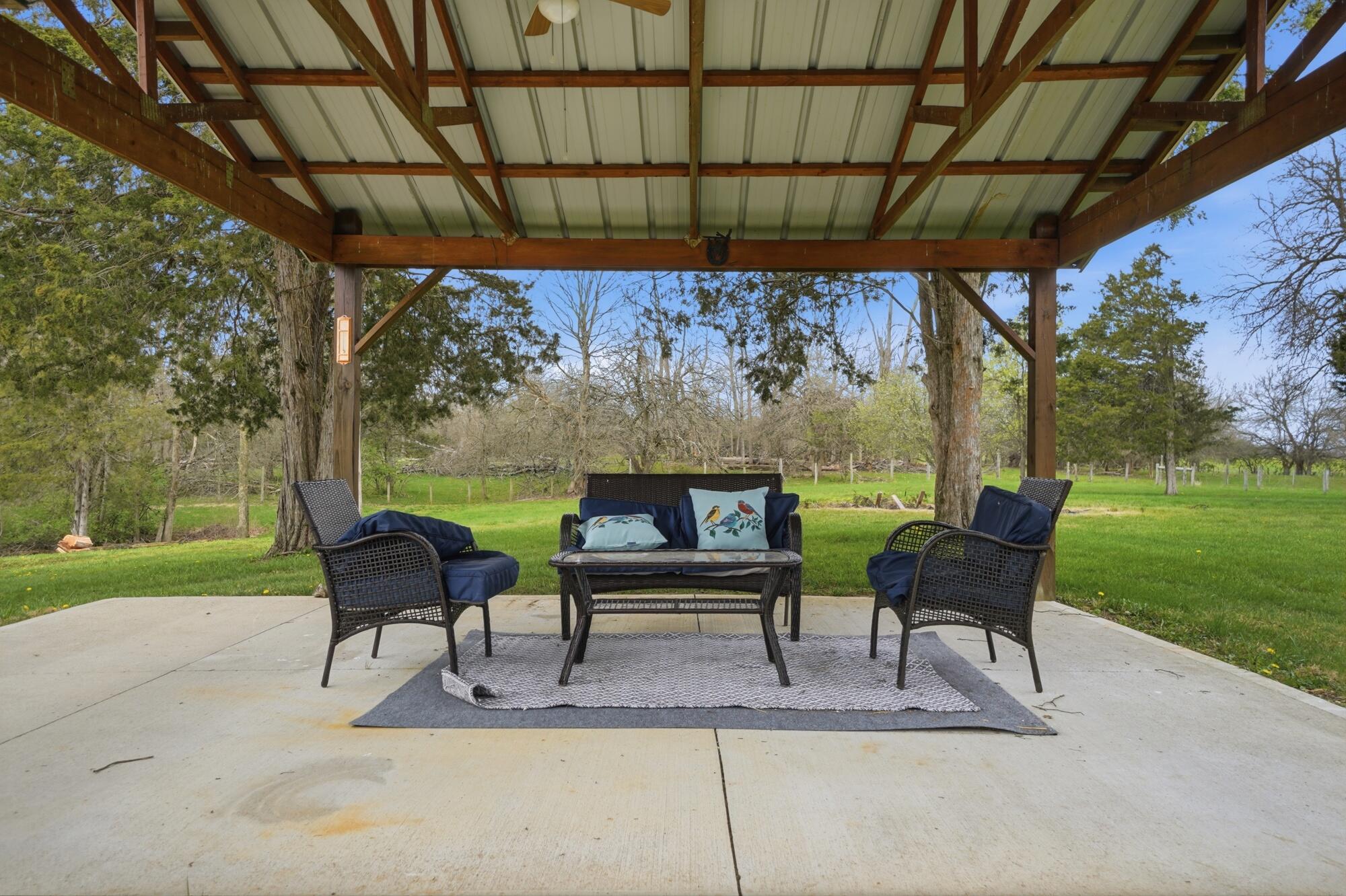 7553 Coffin Station Road, Springfield, Ohio 45502