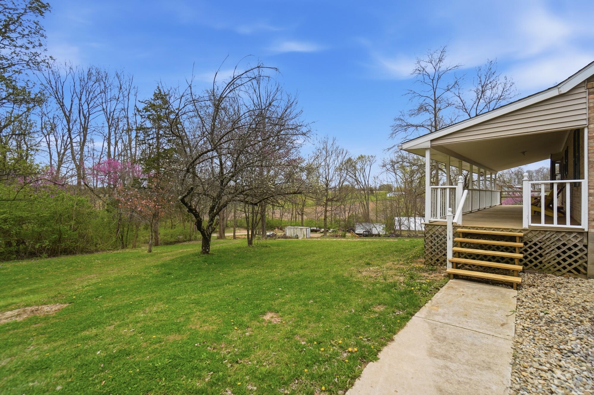 7553 Coffin Station Road, Springfield, Ohio 45502