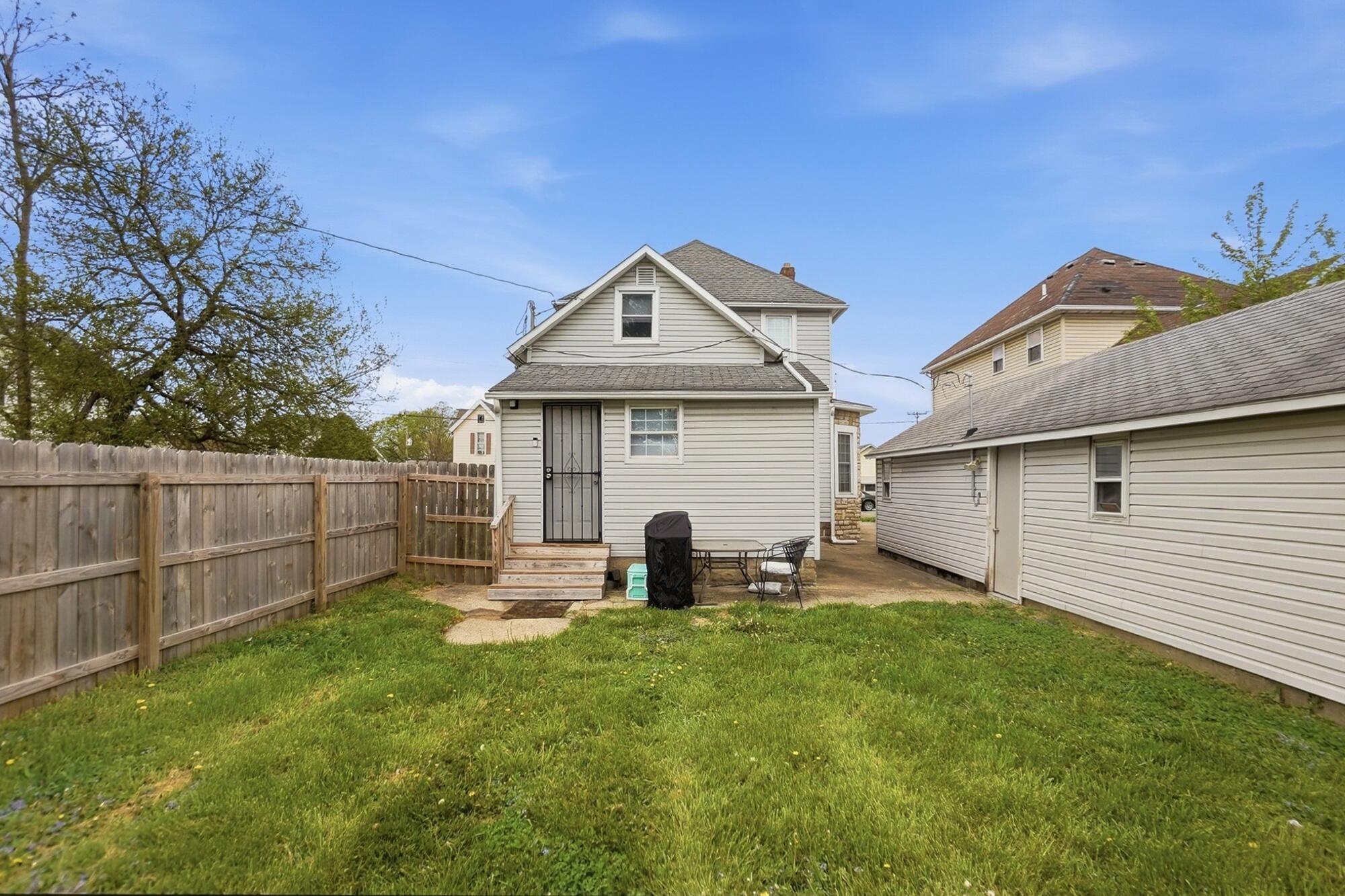 1823 Edwards Avenue, Springfield, Ohio 45503