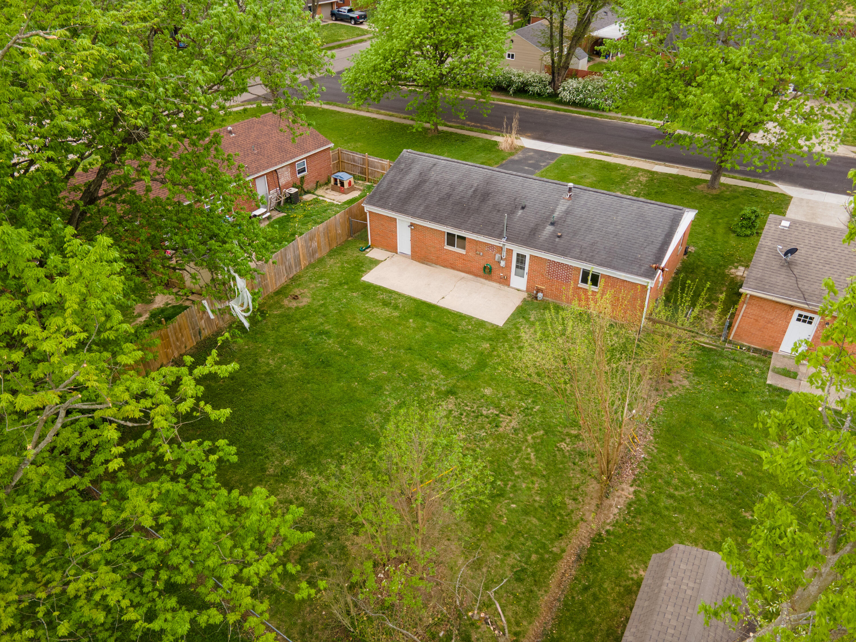 253 Lutz Drive, Englewood, Ohio 45322