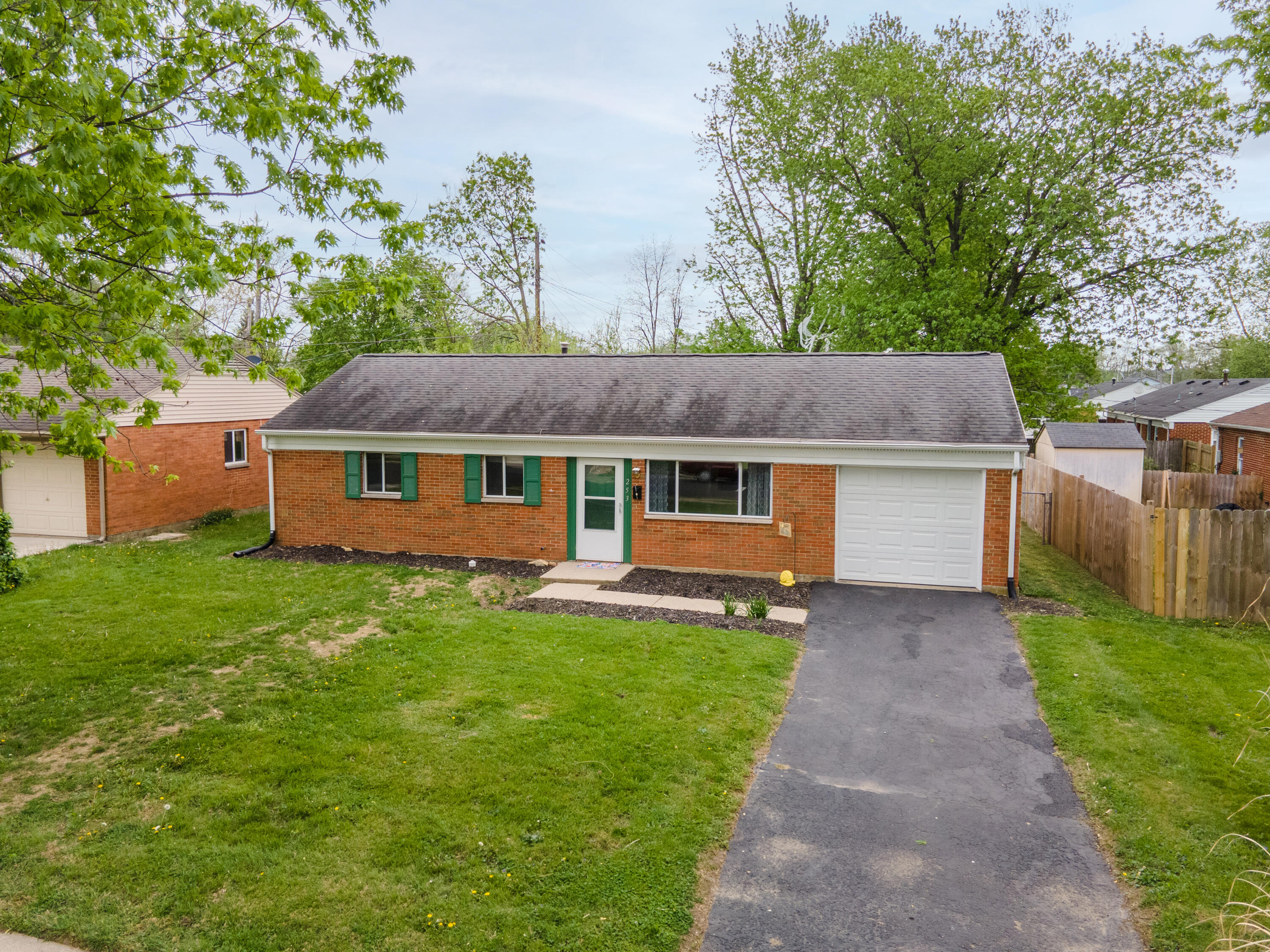 253 Lutz Drive, Englewood, Ohio 45322