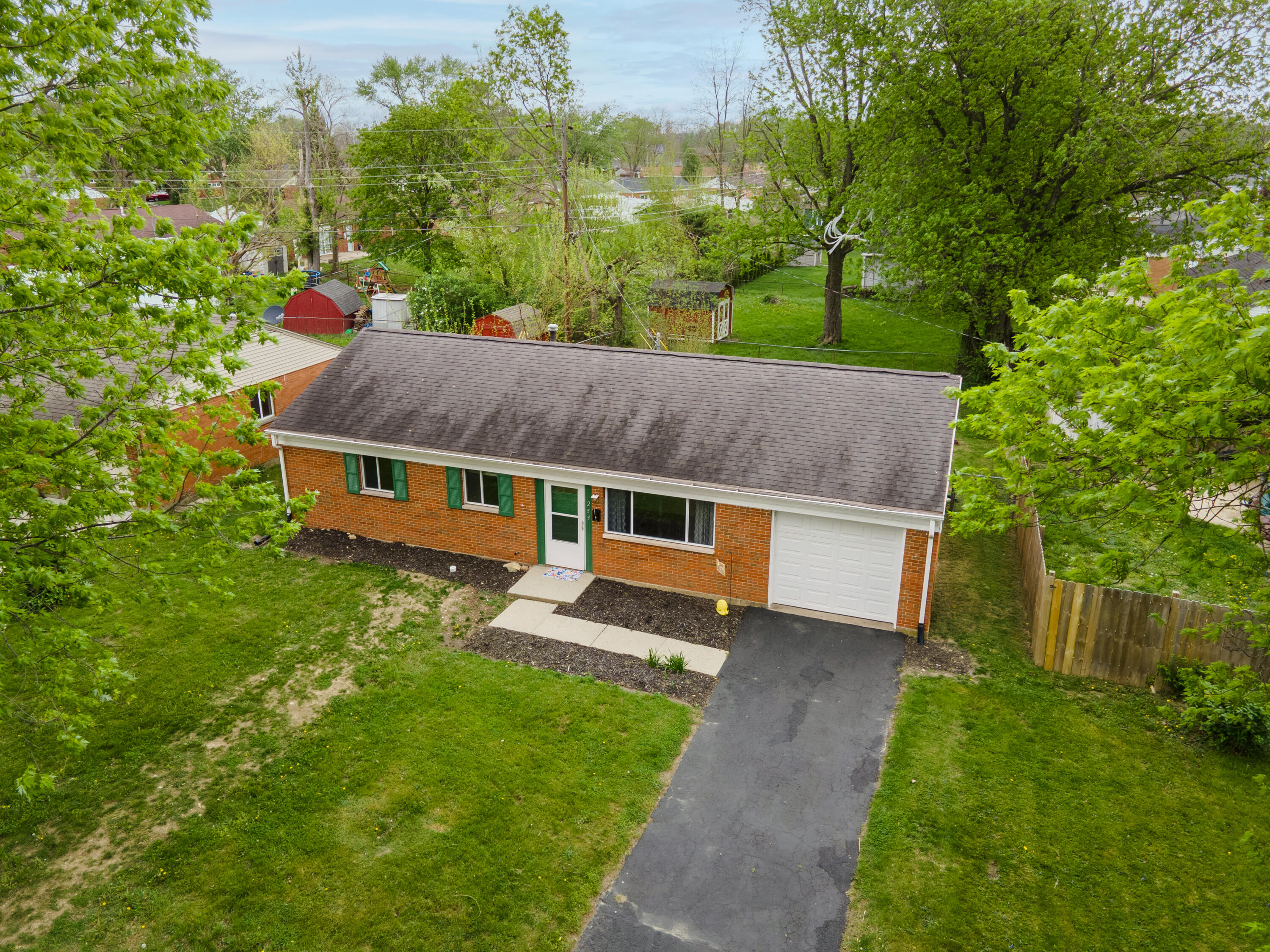 253 Lutz Drive, Englewood, Ohio 45322