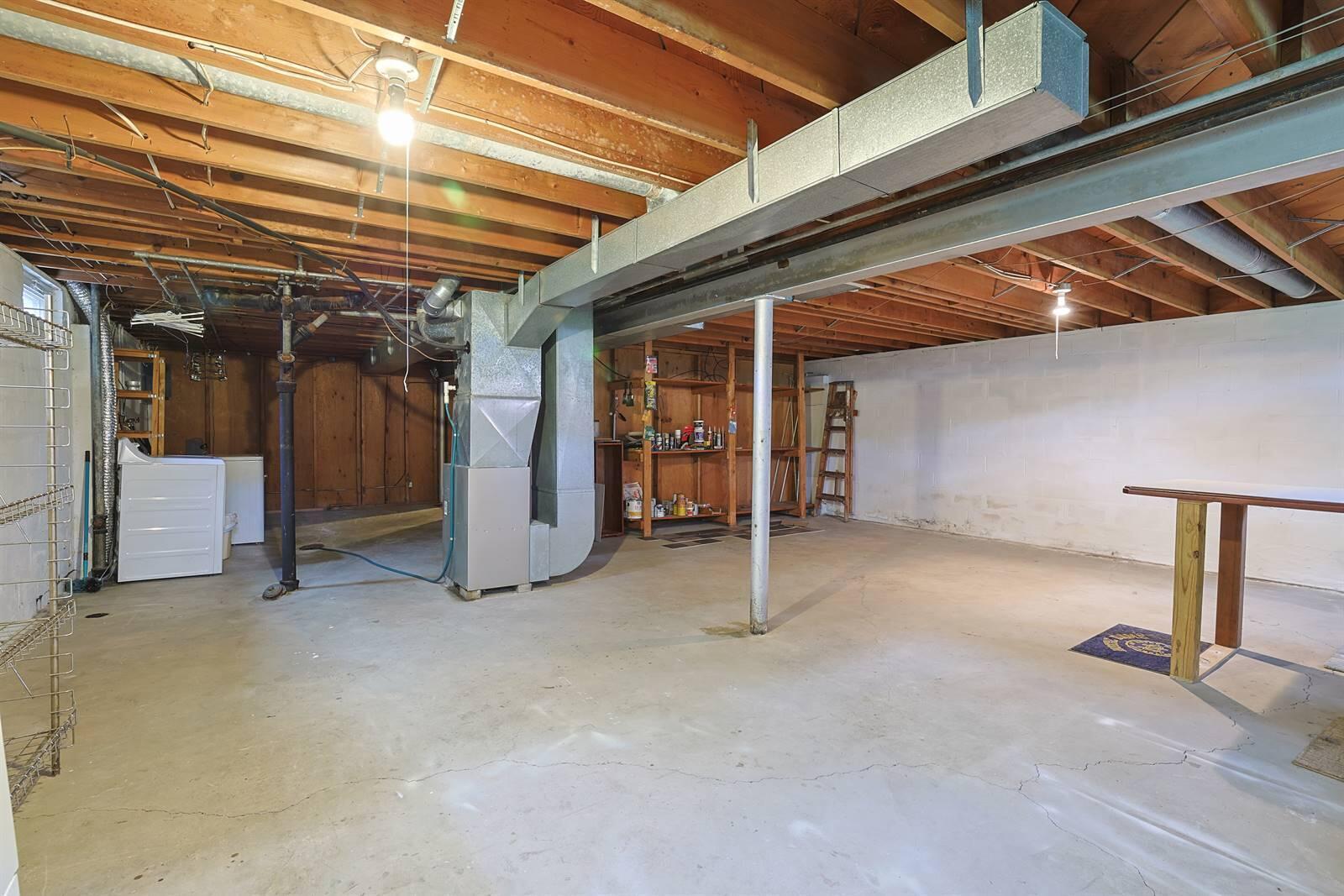 452 Cookston Avenue, Springfield, Ohio 45503