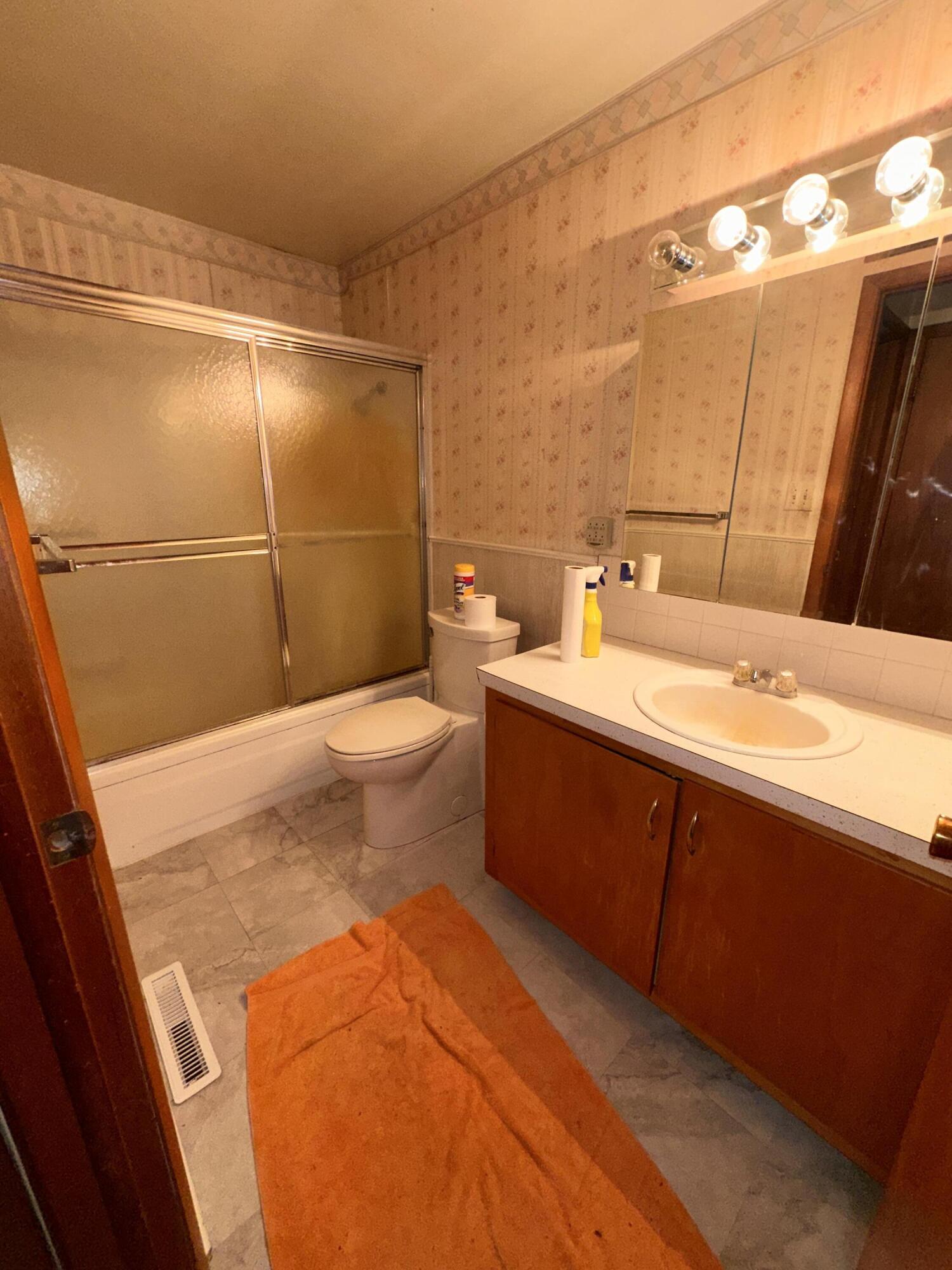 2351 Carriage Hill Drive, Bellefontaine, Ohio 43311