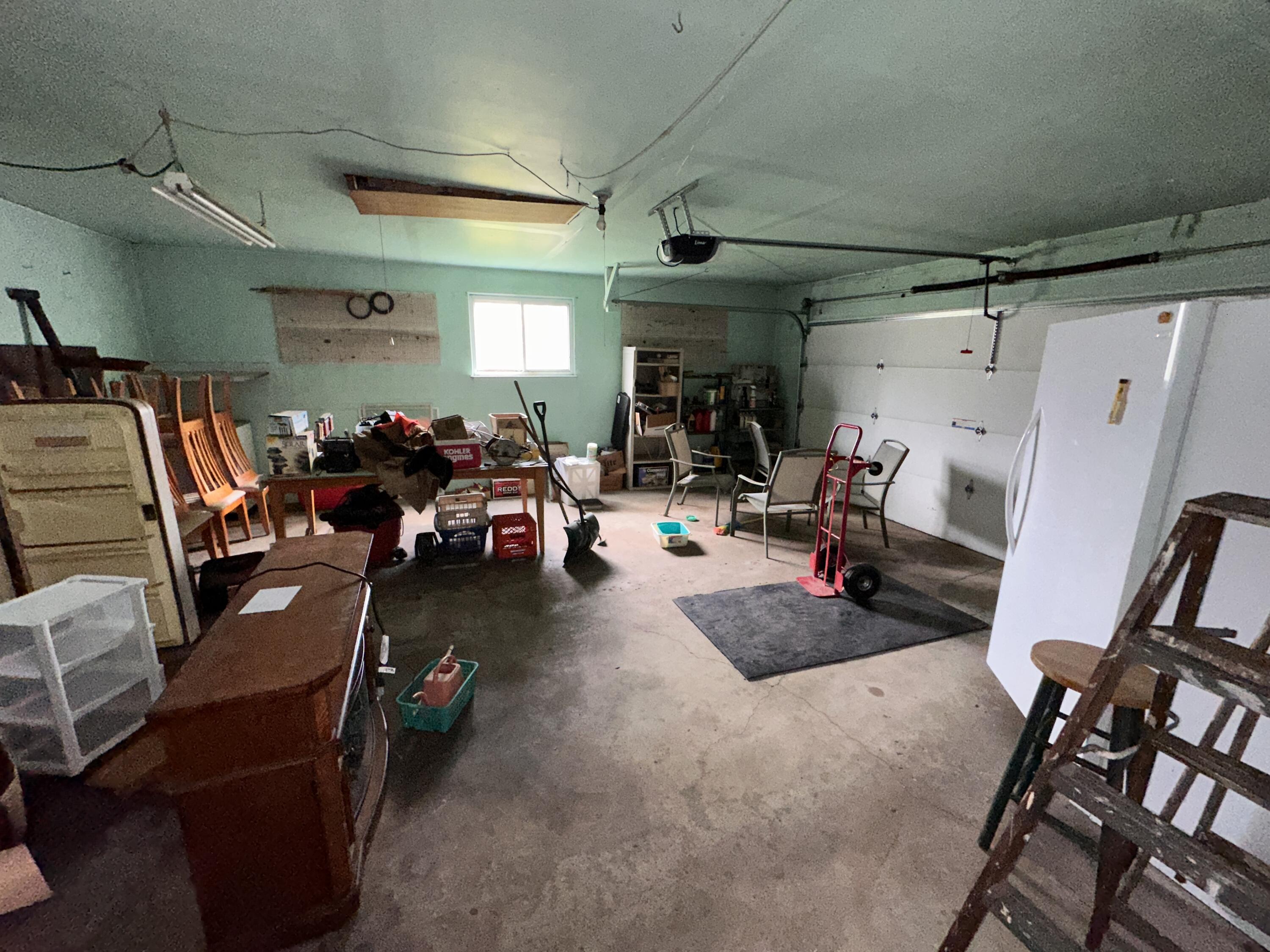 2351 Carriage Hill Drive, Bellefontaine, Ohio 43311