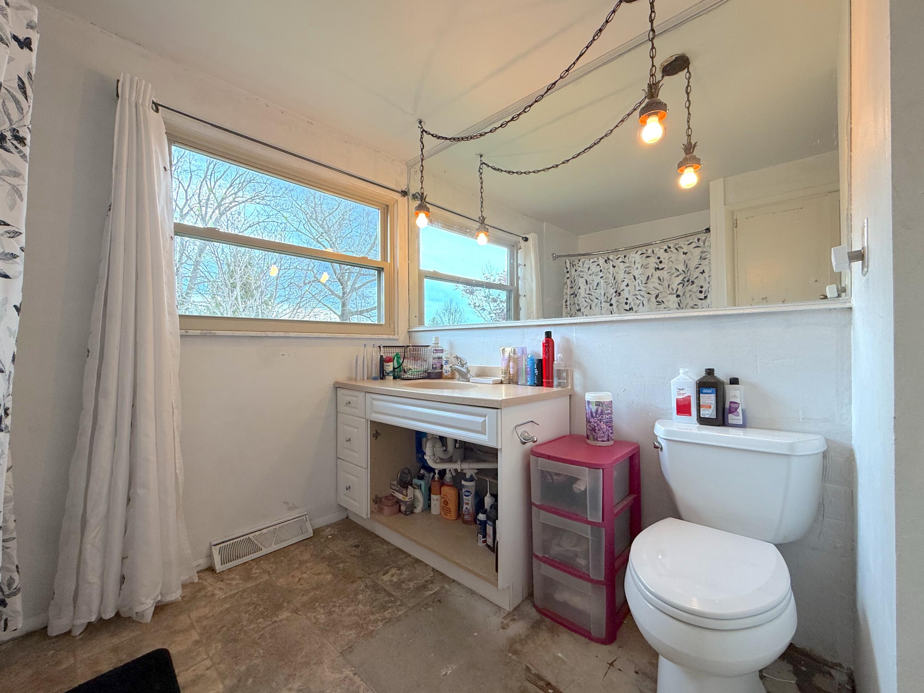 448 Ontario Avenue, Bellefontaine, Ohio 43311