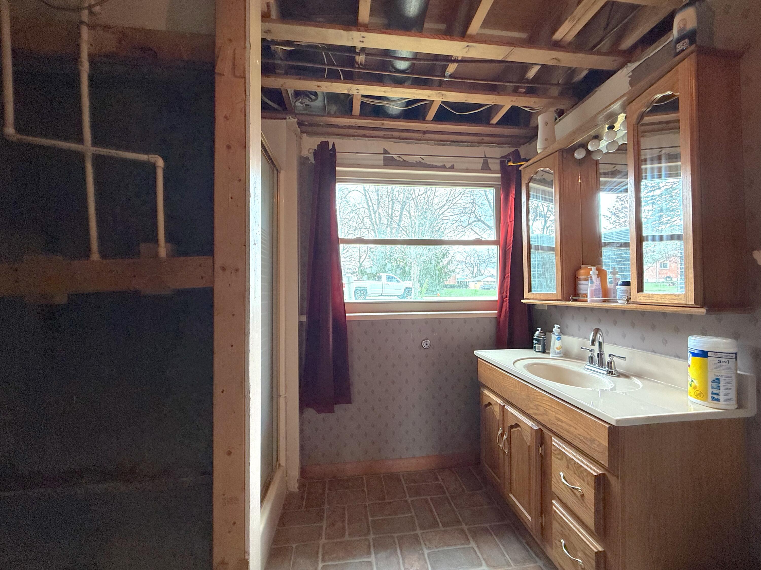 448 Ontario Avenue, Bellefontaine, Ohio 43311