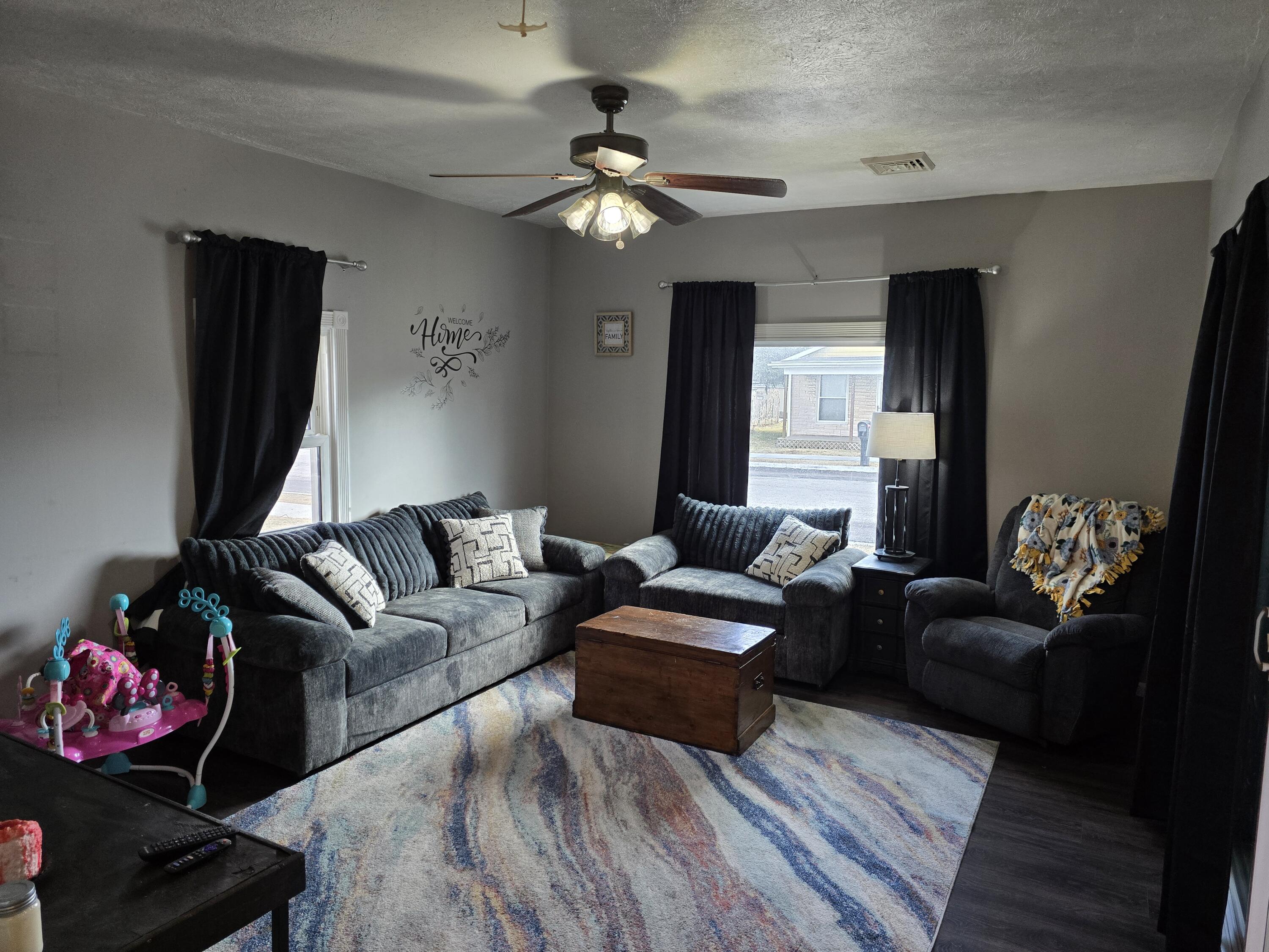 211 Wapakoneta Street, Waynesfield, Ohio 45896