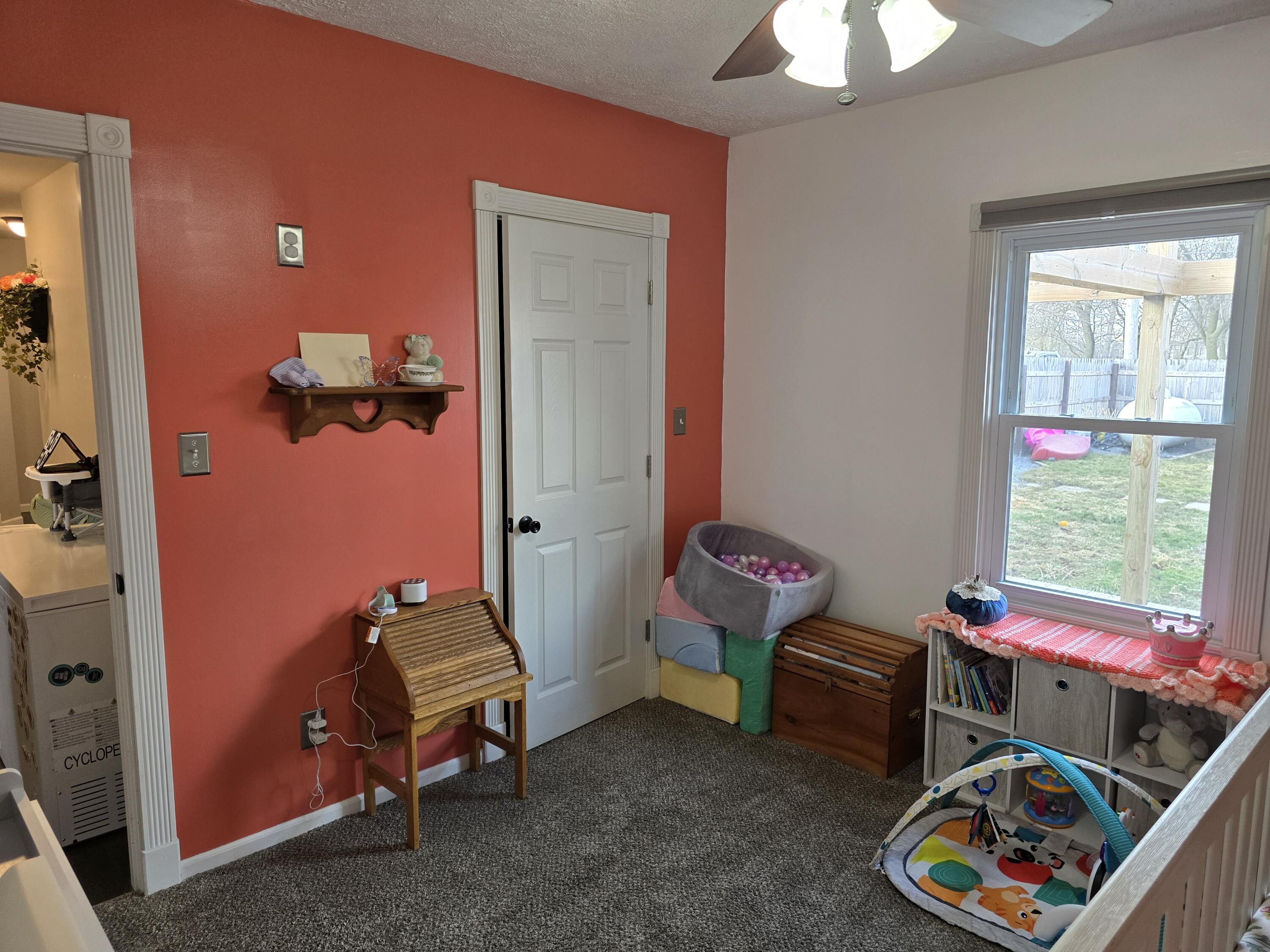 211 Wapakoneta Street, Waynesfield, Ohio 45896