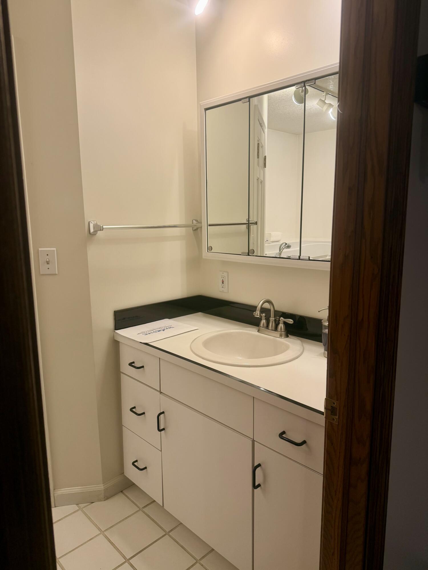 821 Helen Drive, Wapakoneta, Ohio 45895