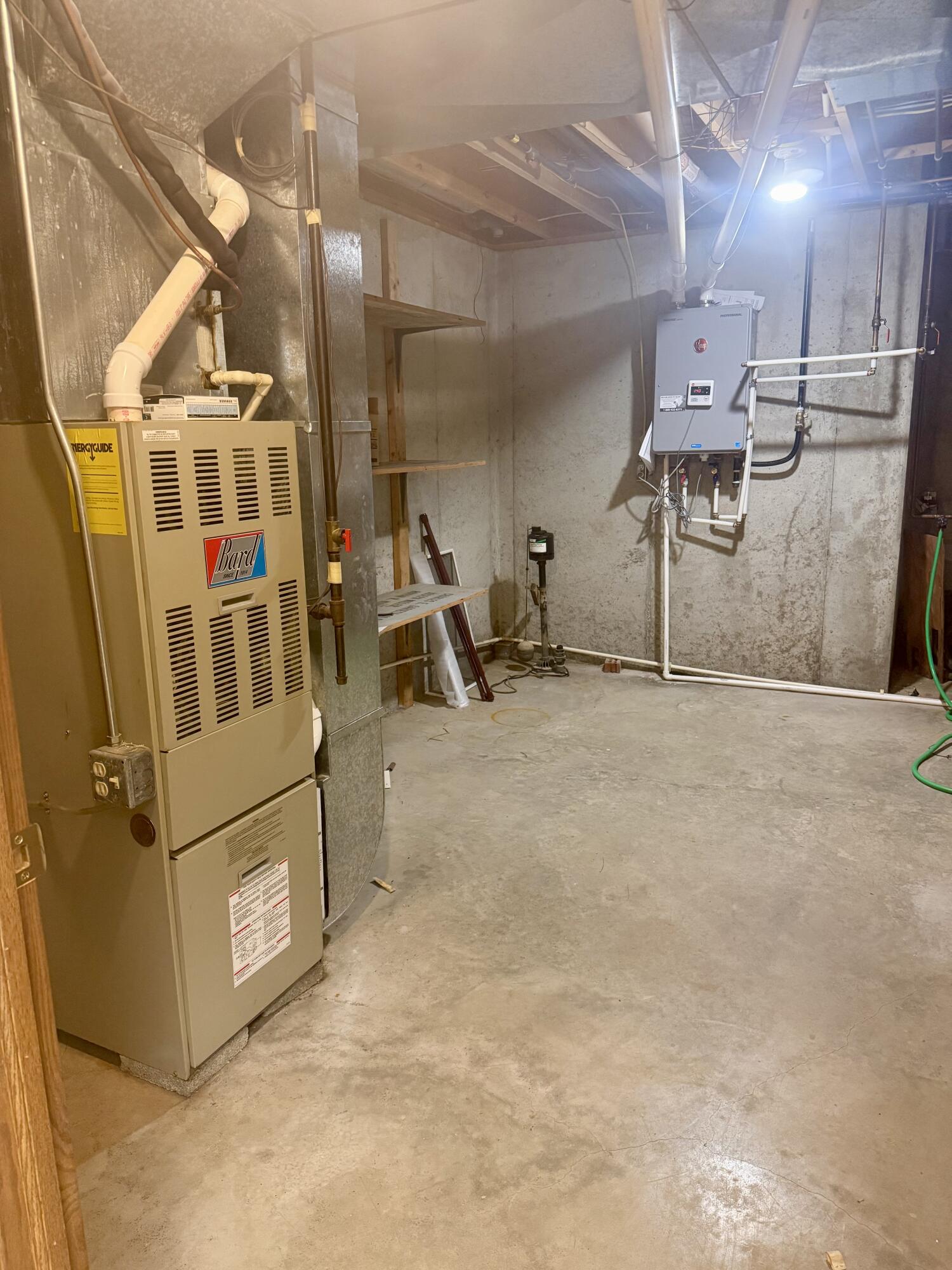 821 Helen Drive, Wapakoneta, Ohio 45895