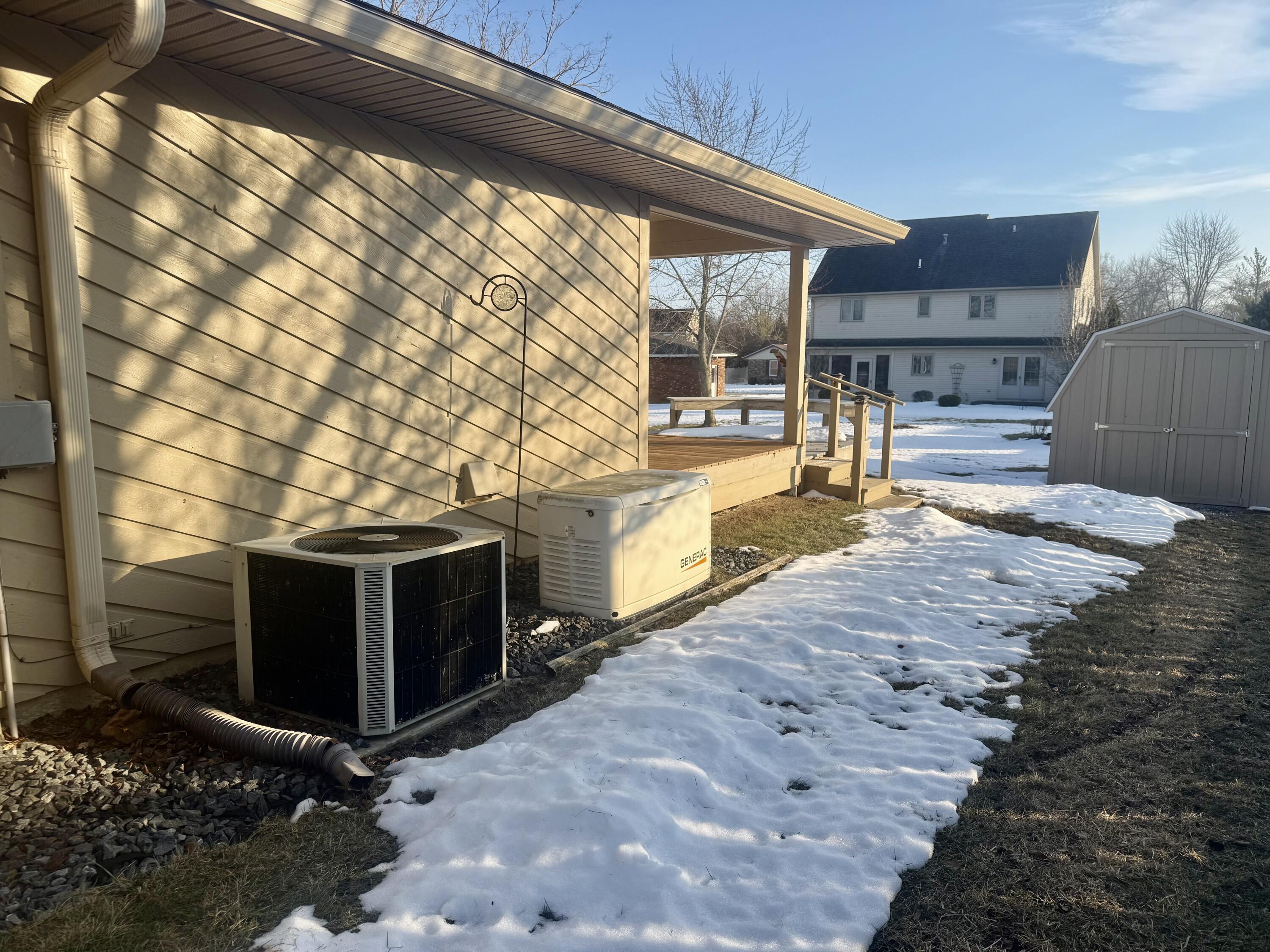 821 Helen Drive, Wapakoneta, Ohio 45895