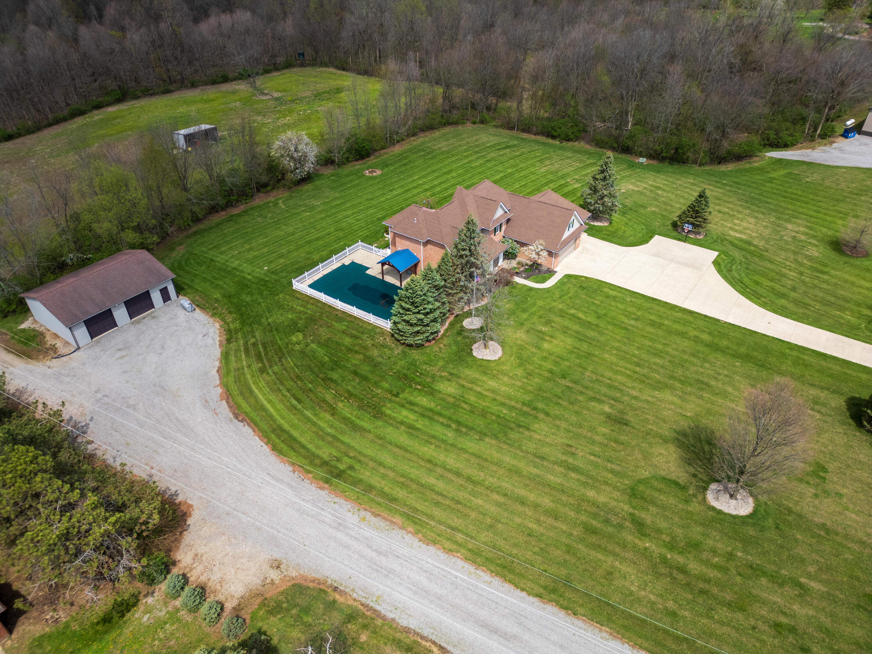 792 County Road 5, Zanesfield, Ohio 43360
