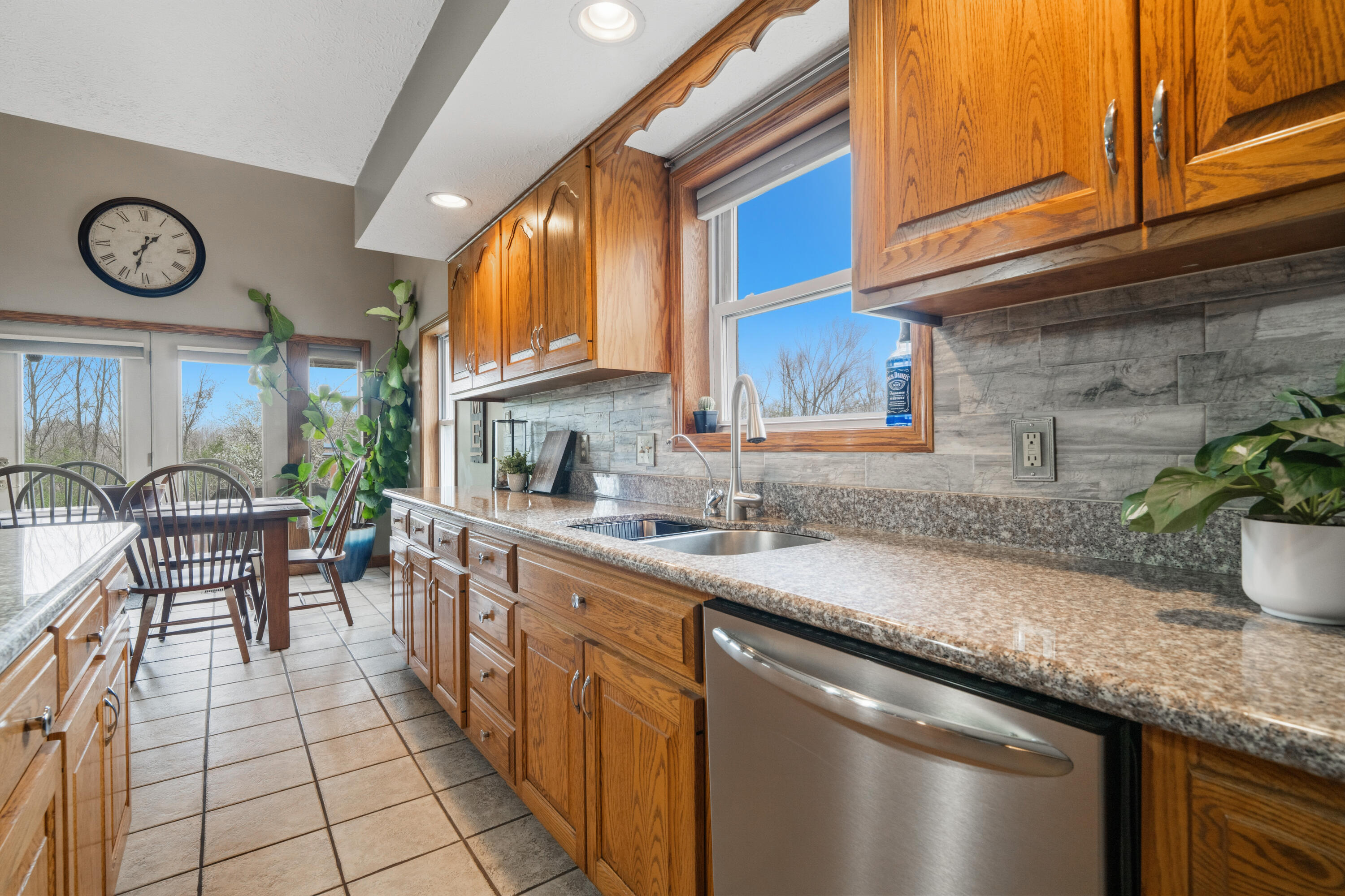 792 County Road 5, Zanesfield, Ohio 43360