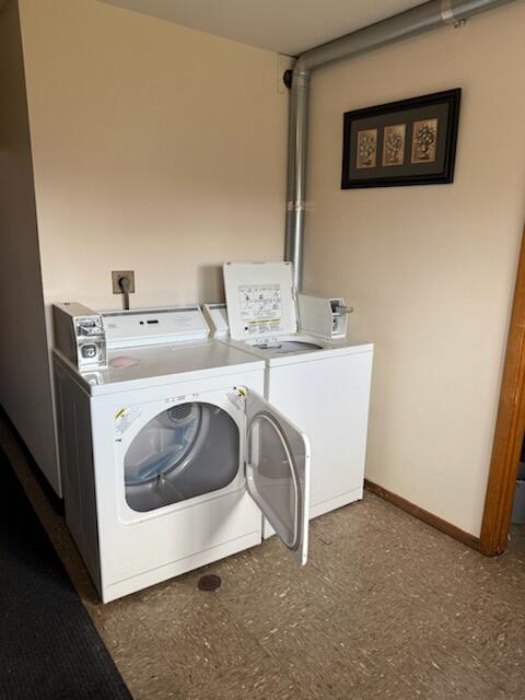 906 Lake Avenue, New Carlisle, Ohio 45344