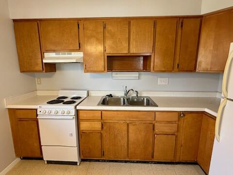 906 Lake Avenue, New Carlisle, Ohio 45344