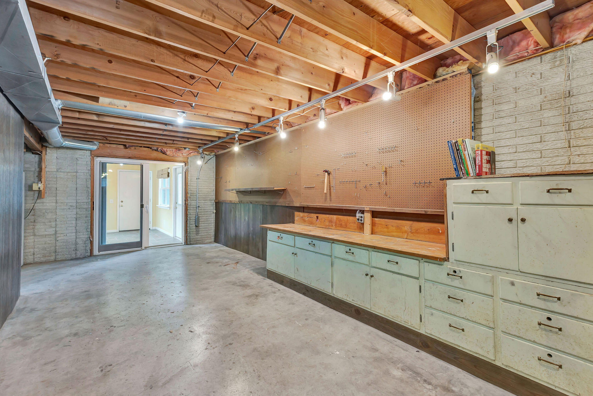 5490 Dayton Brandt Road, New Carlisle, Ohio 45344