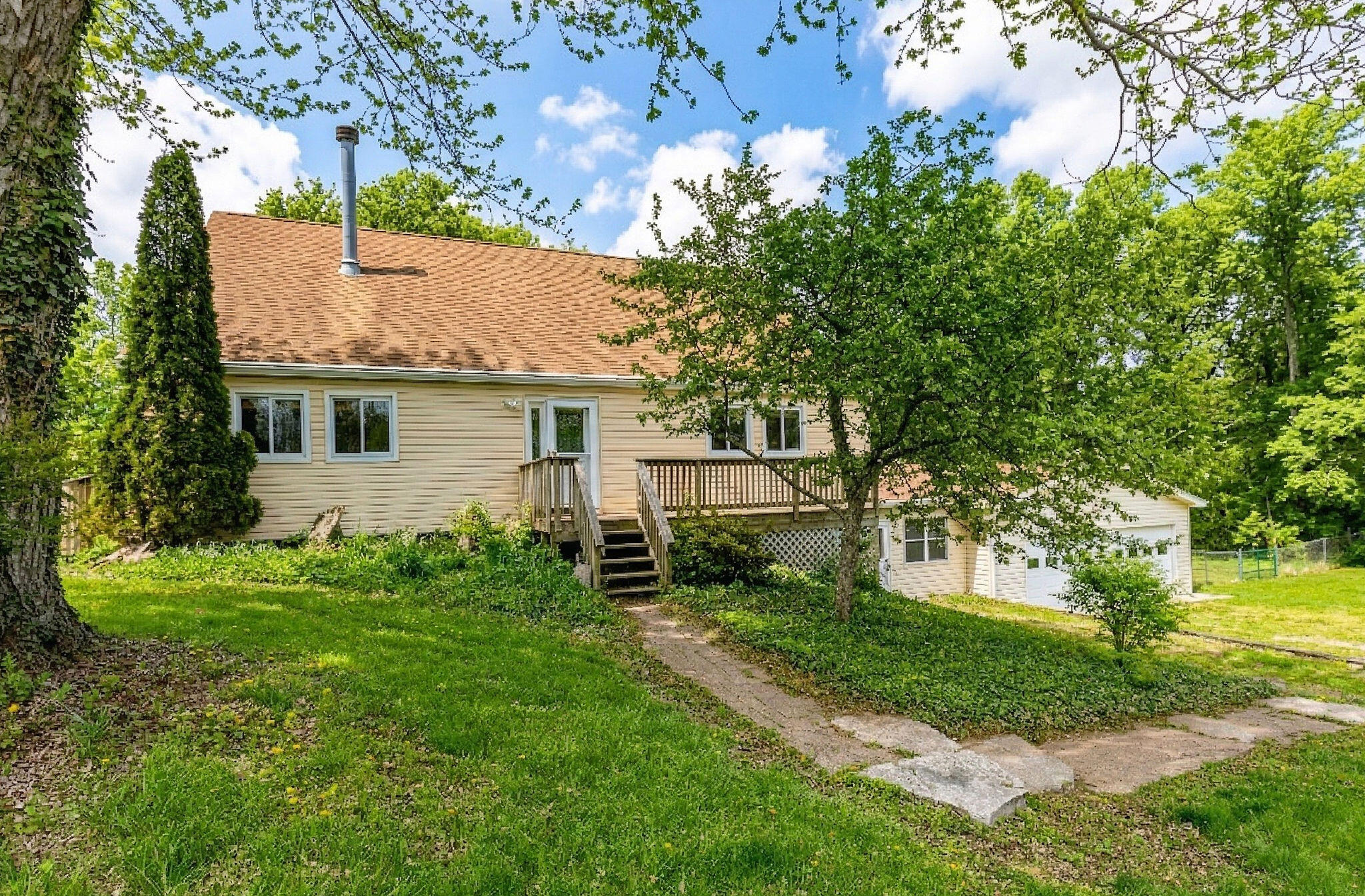 5490 Dayton Brandt Road, New Carlisle, Ohio 45344