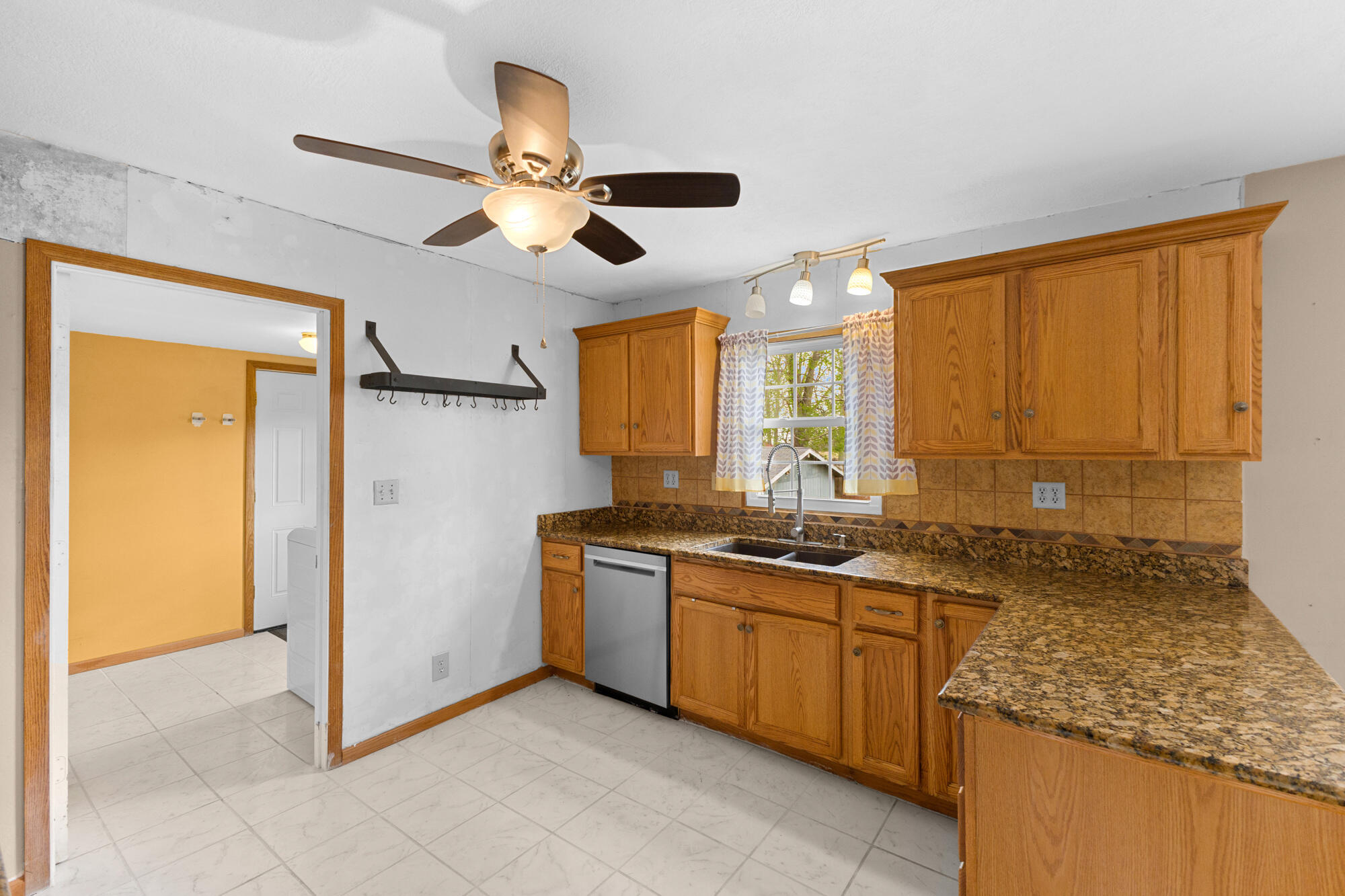 23634 Center Street, Raymond, Ohio 43067