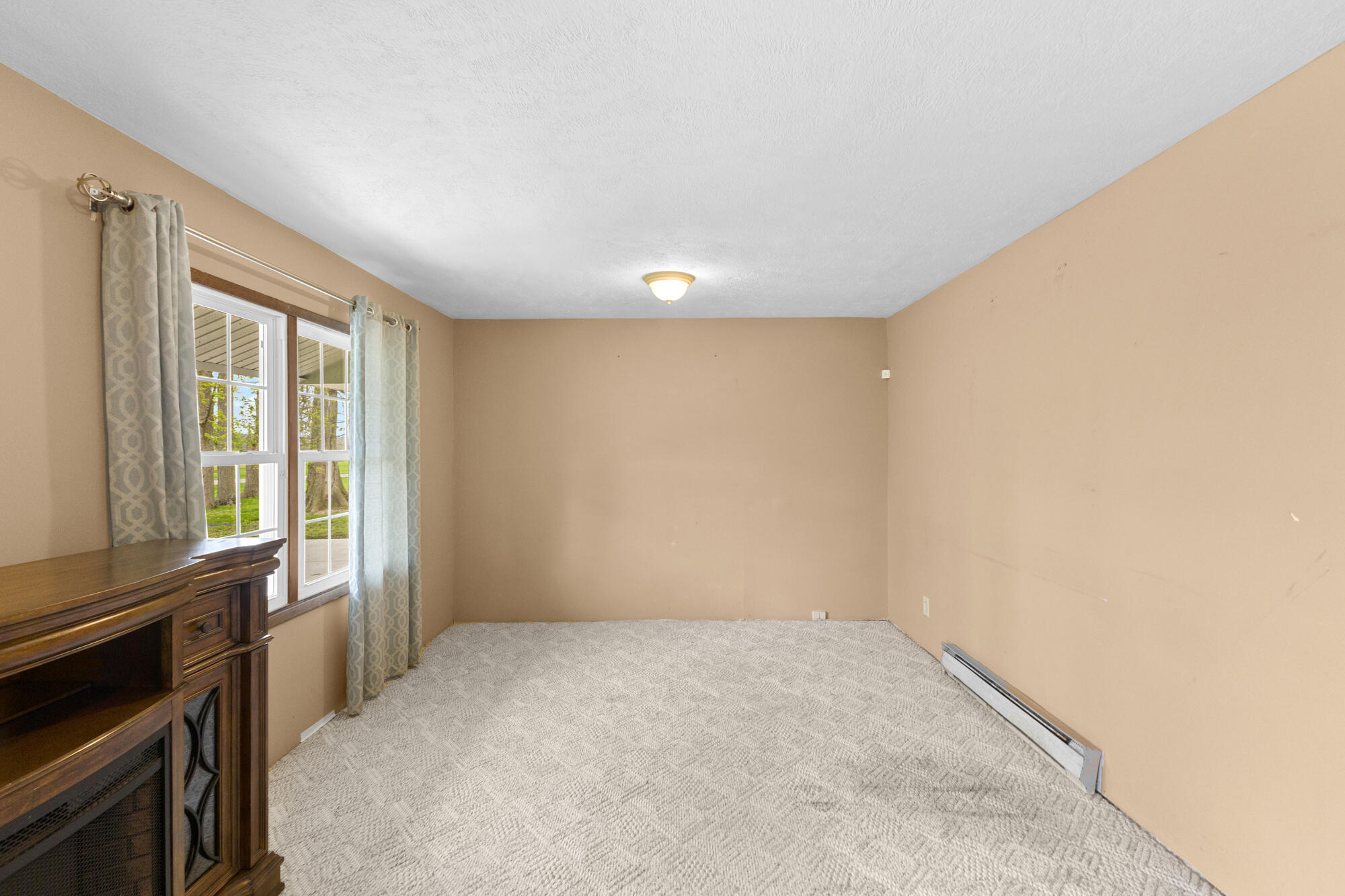 23634 Center Street, Raymond, Ohio 43067