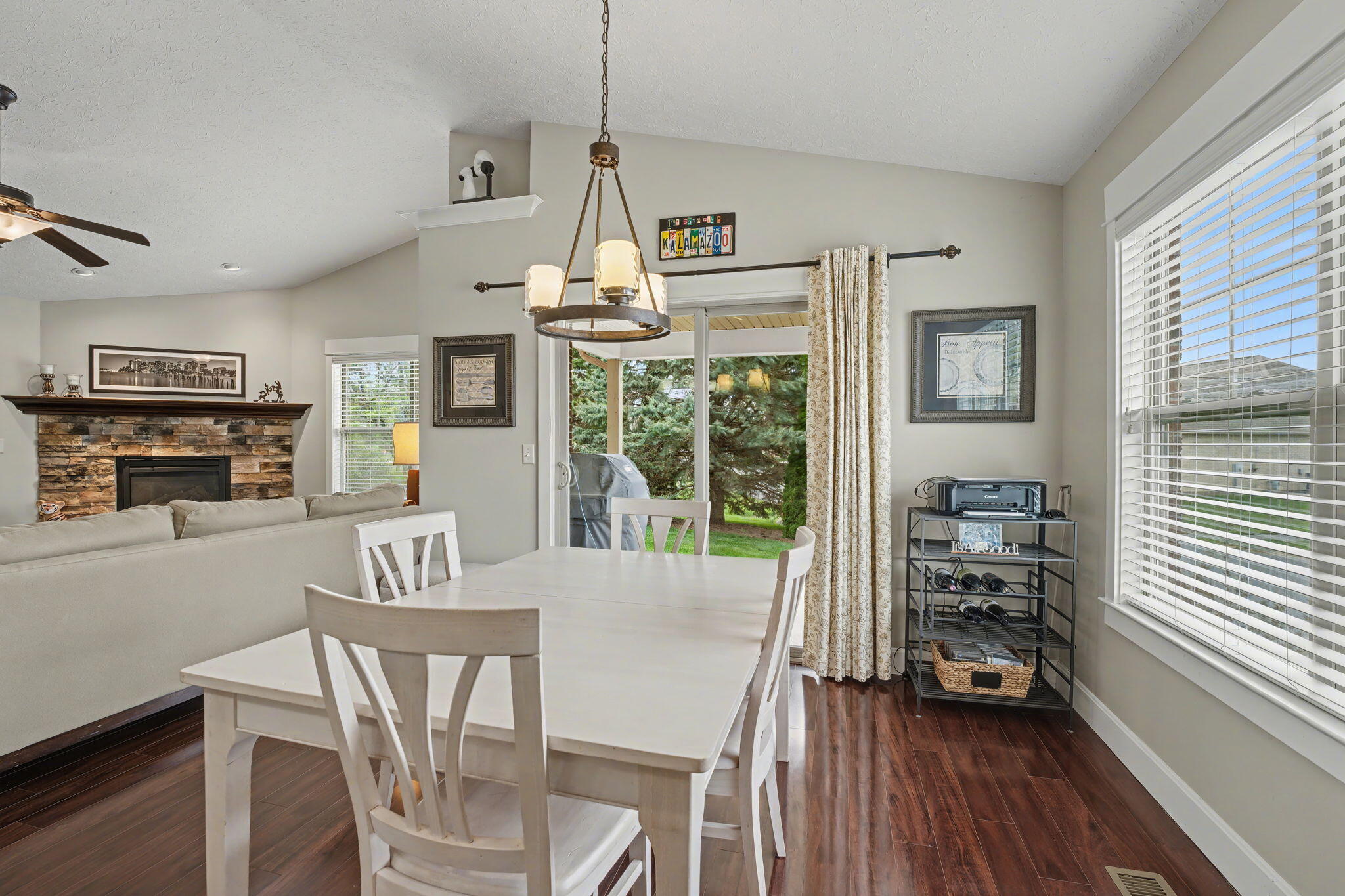 622 Willow Point Court, Troy, Ohio 45373