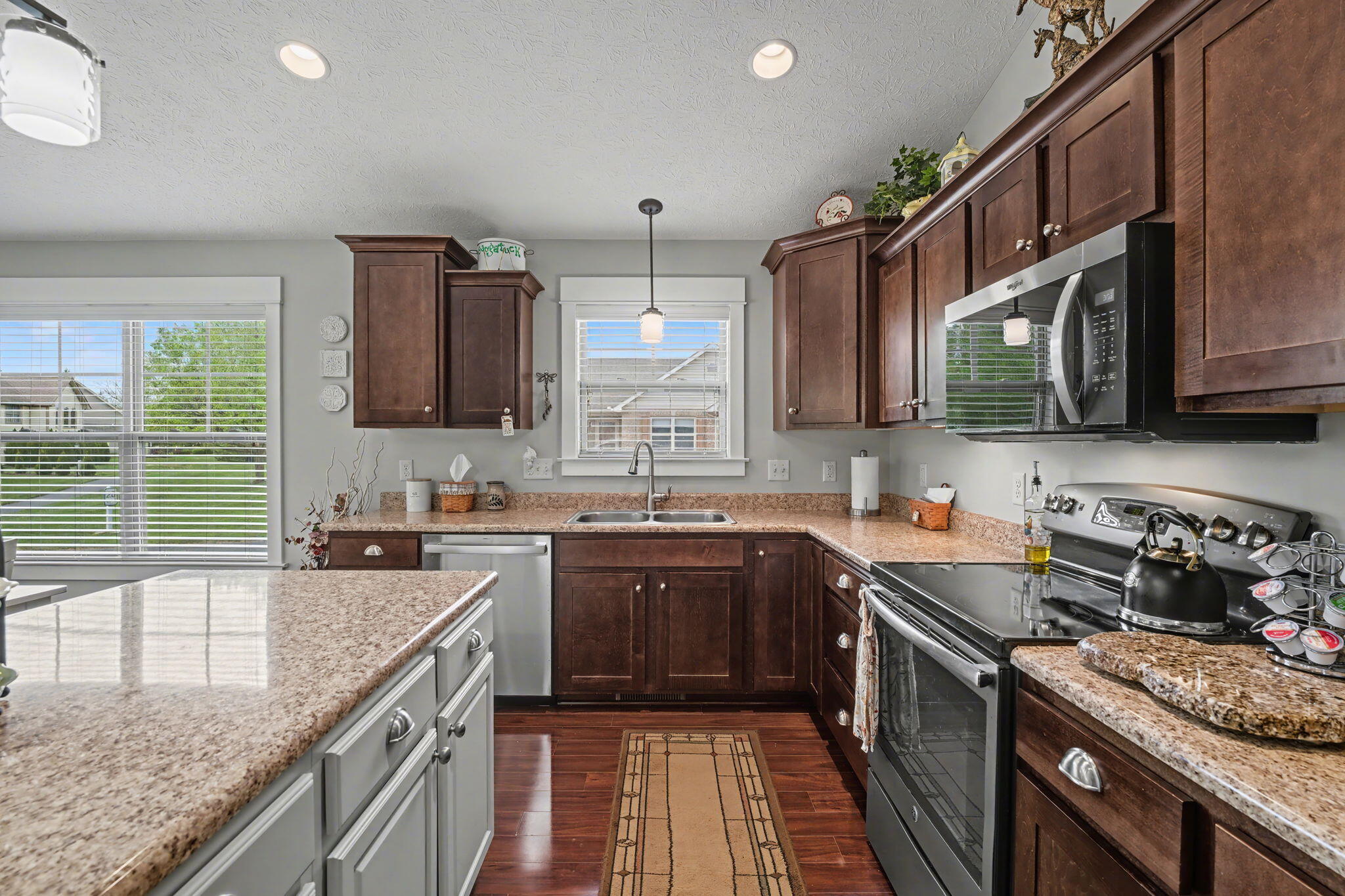 622 Willow Point Court, Troy, Ohio 45373