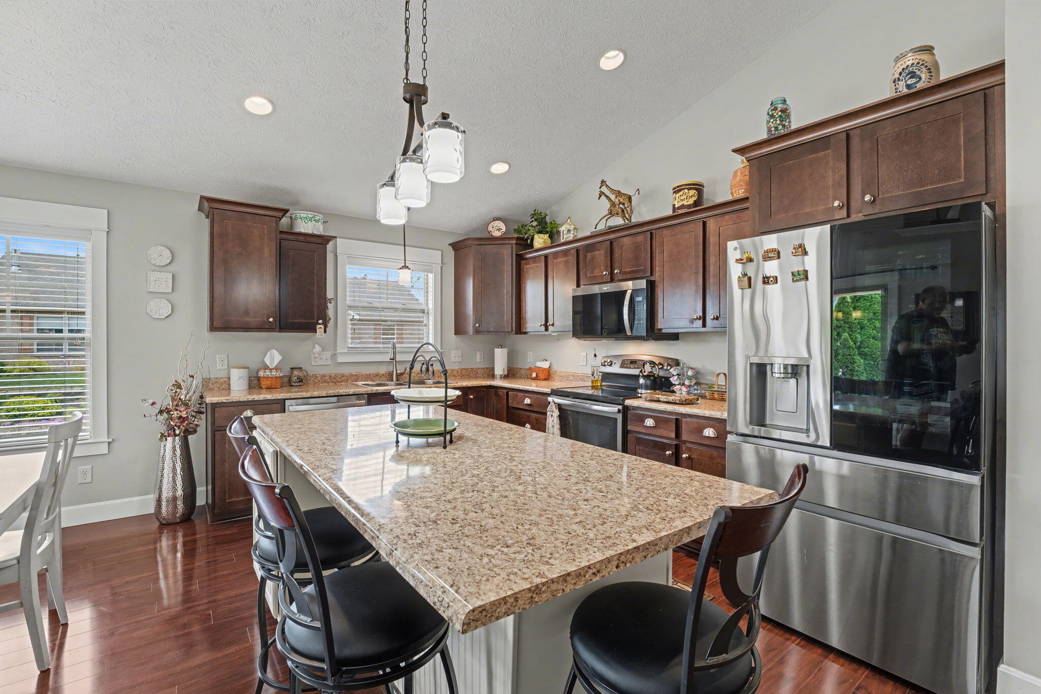 622 Willow Point Court, Troy, Ohio 45373