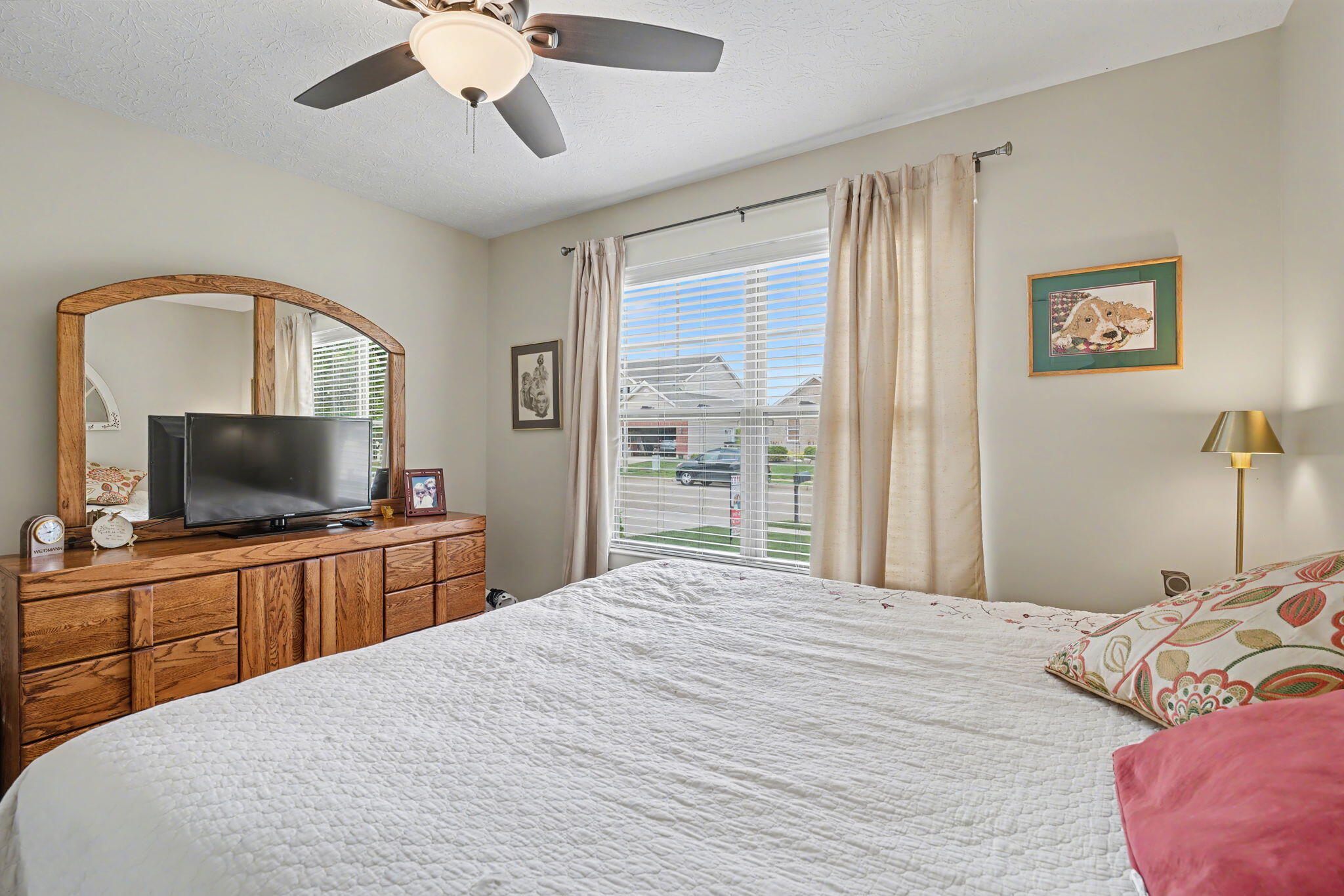 622 Willow Point Court, Troy, Ohio 45373