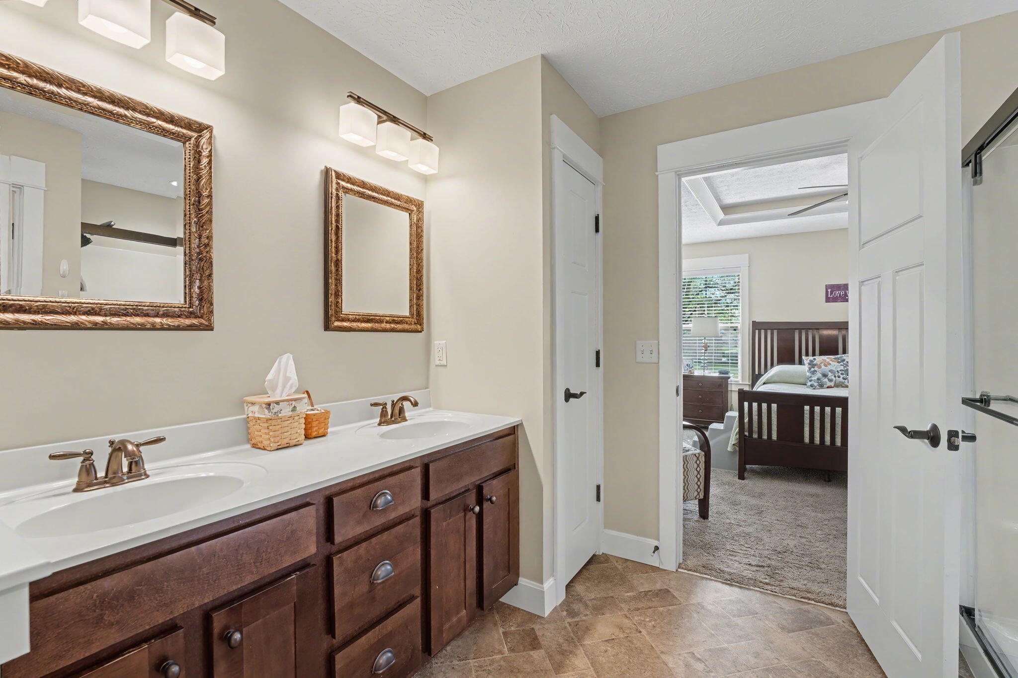 622 Willow Point Court, Troy, Ohio 45373