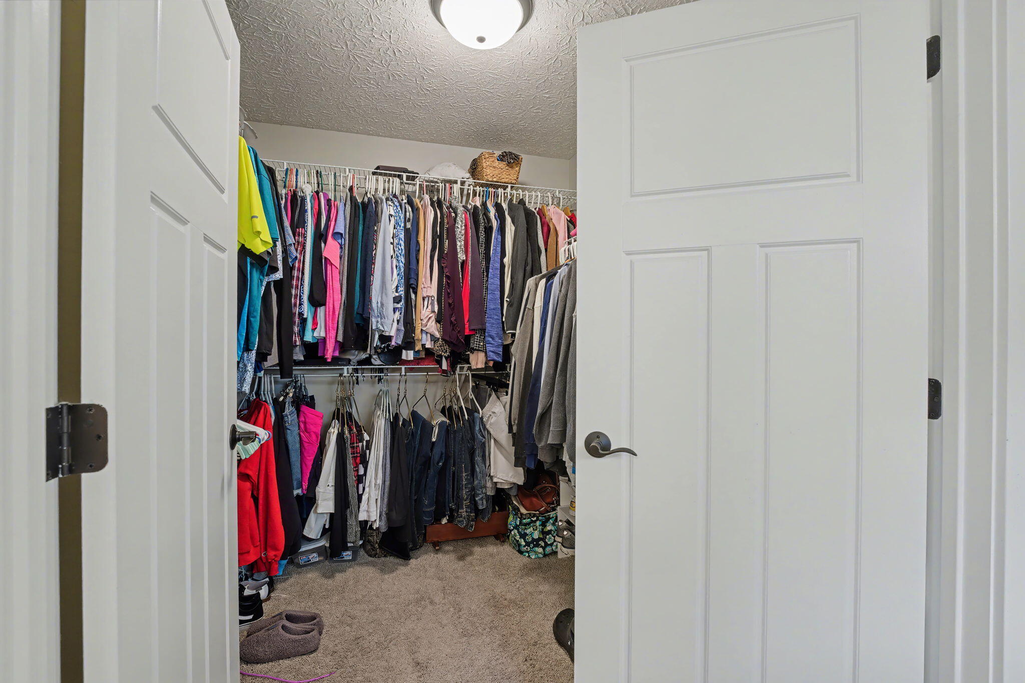 622 Willow Point Court, Troy, Ohio 45373