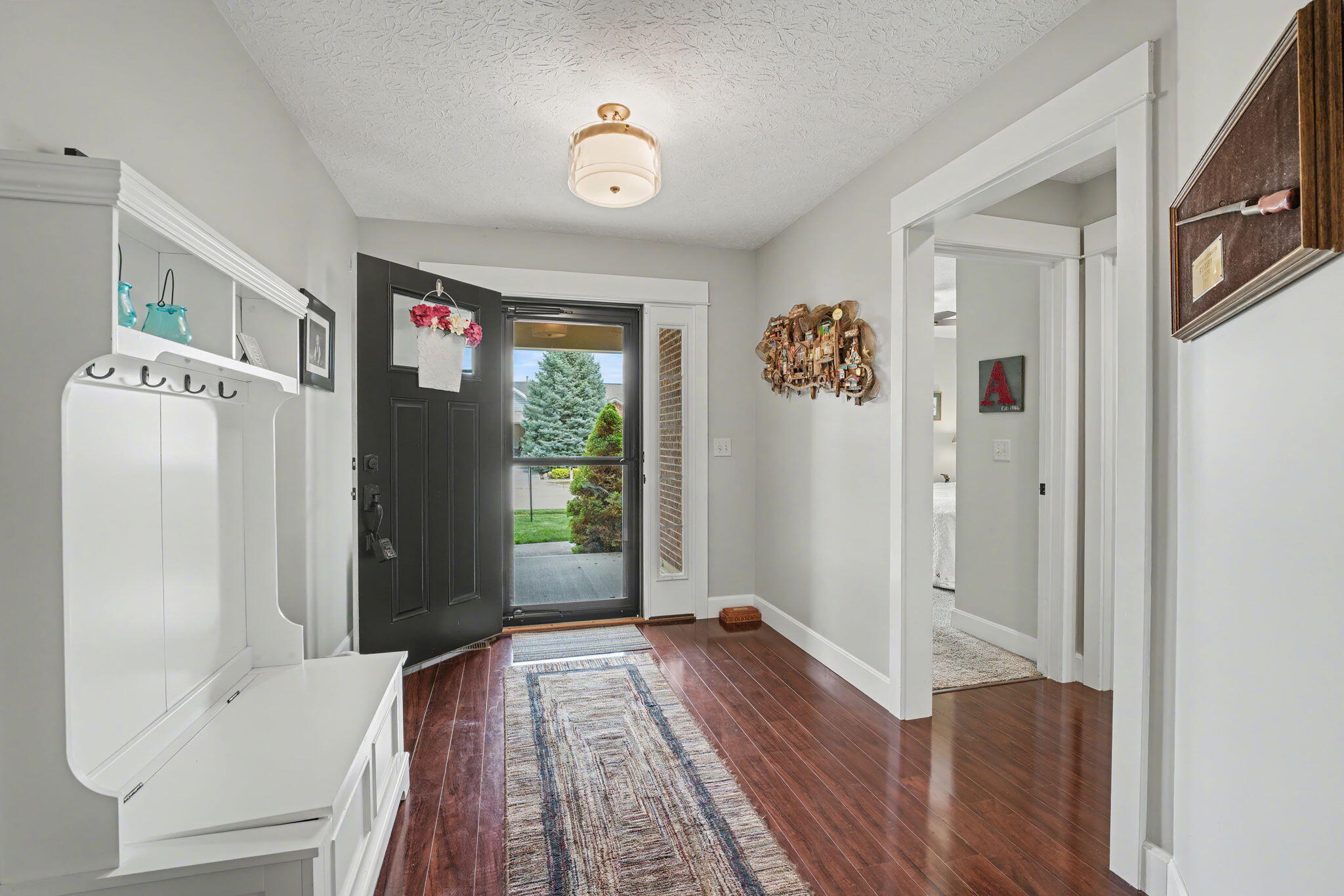 622 Willow Point Court, Troy, Ohio 45373