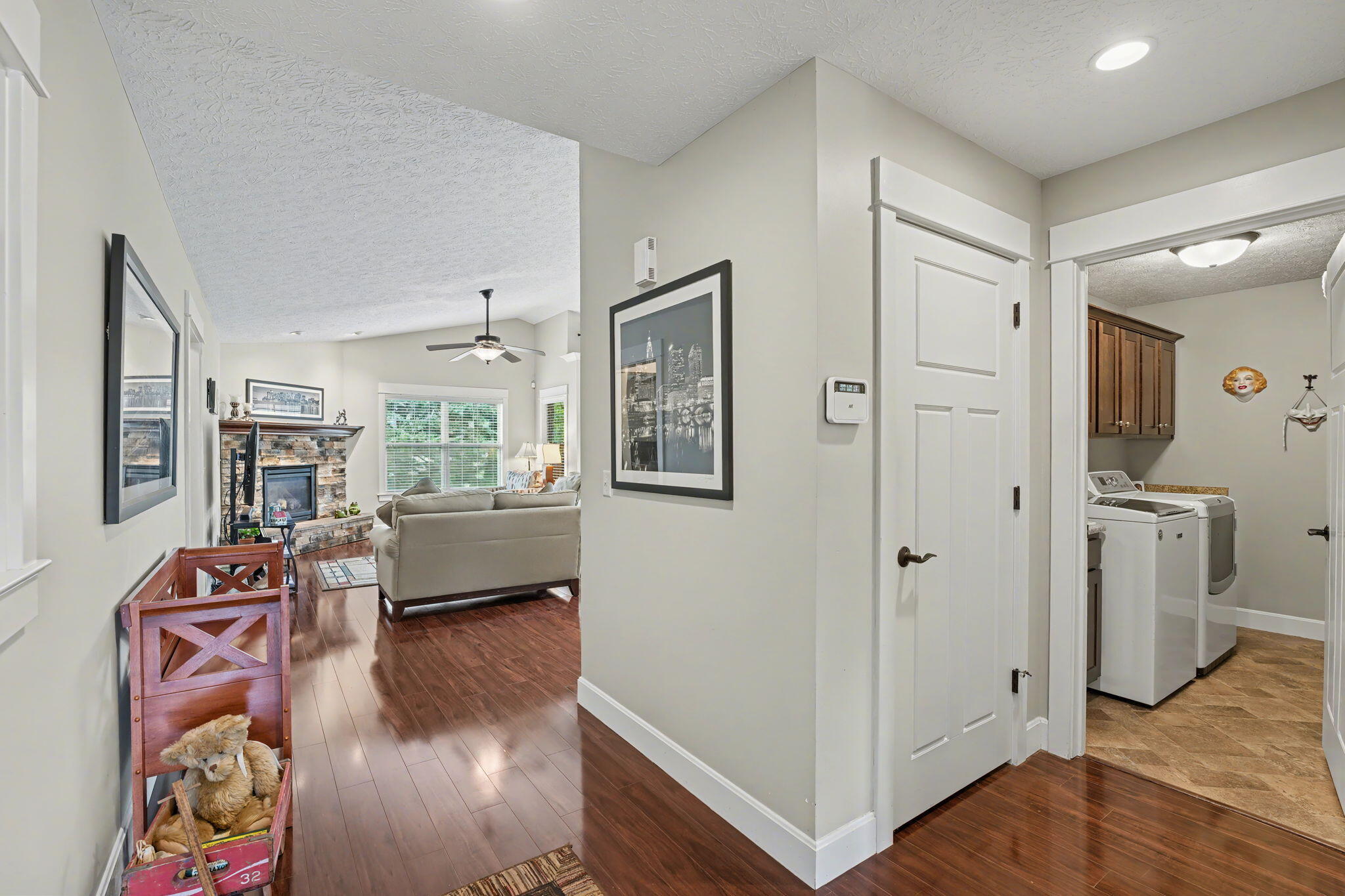 622 Willow Point Court, Troy, Ohio 45373