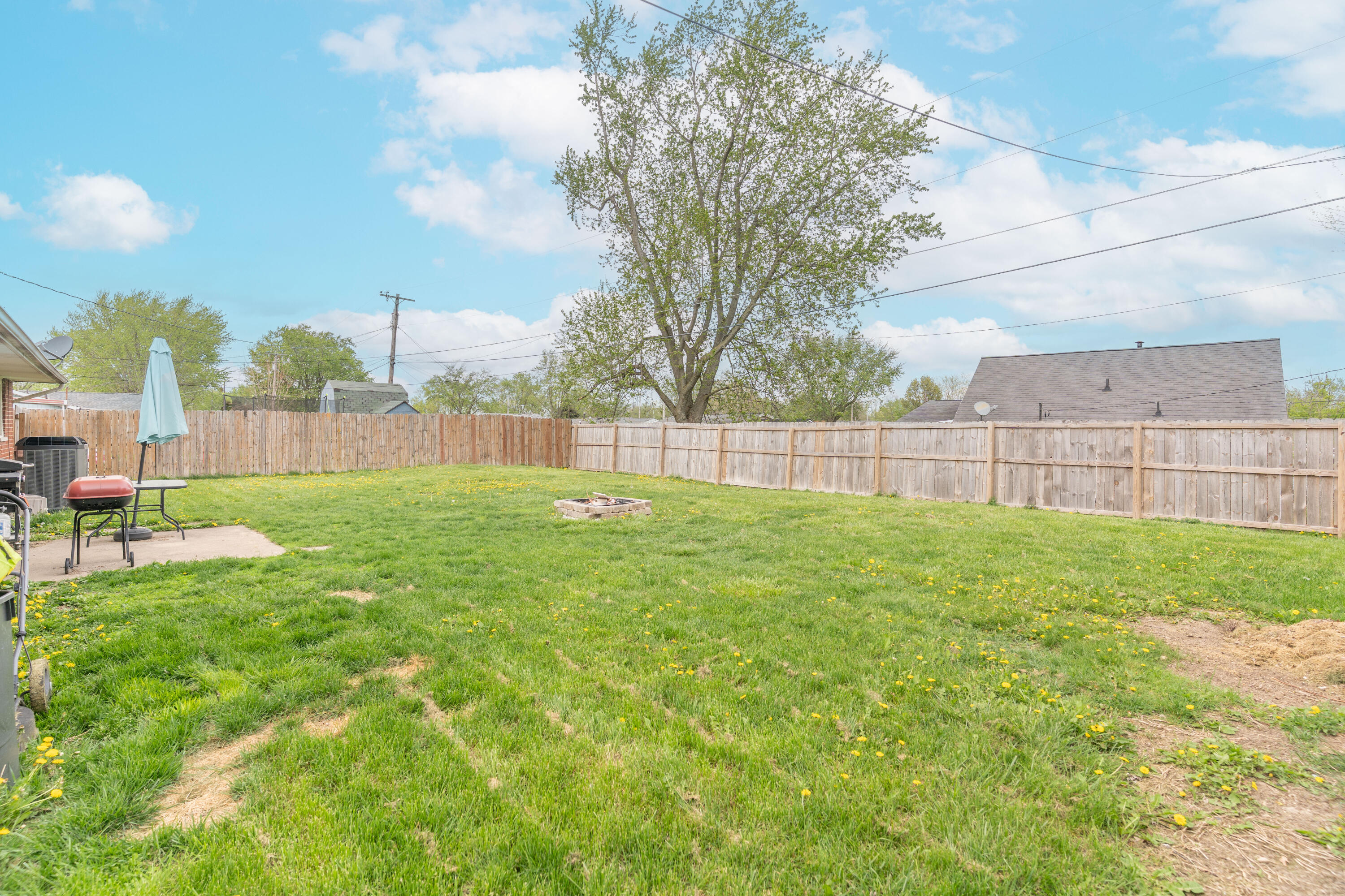 1720 Fair Oaks Drive, Sidney, Ohio 45365