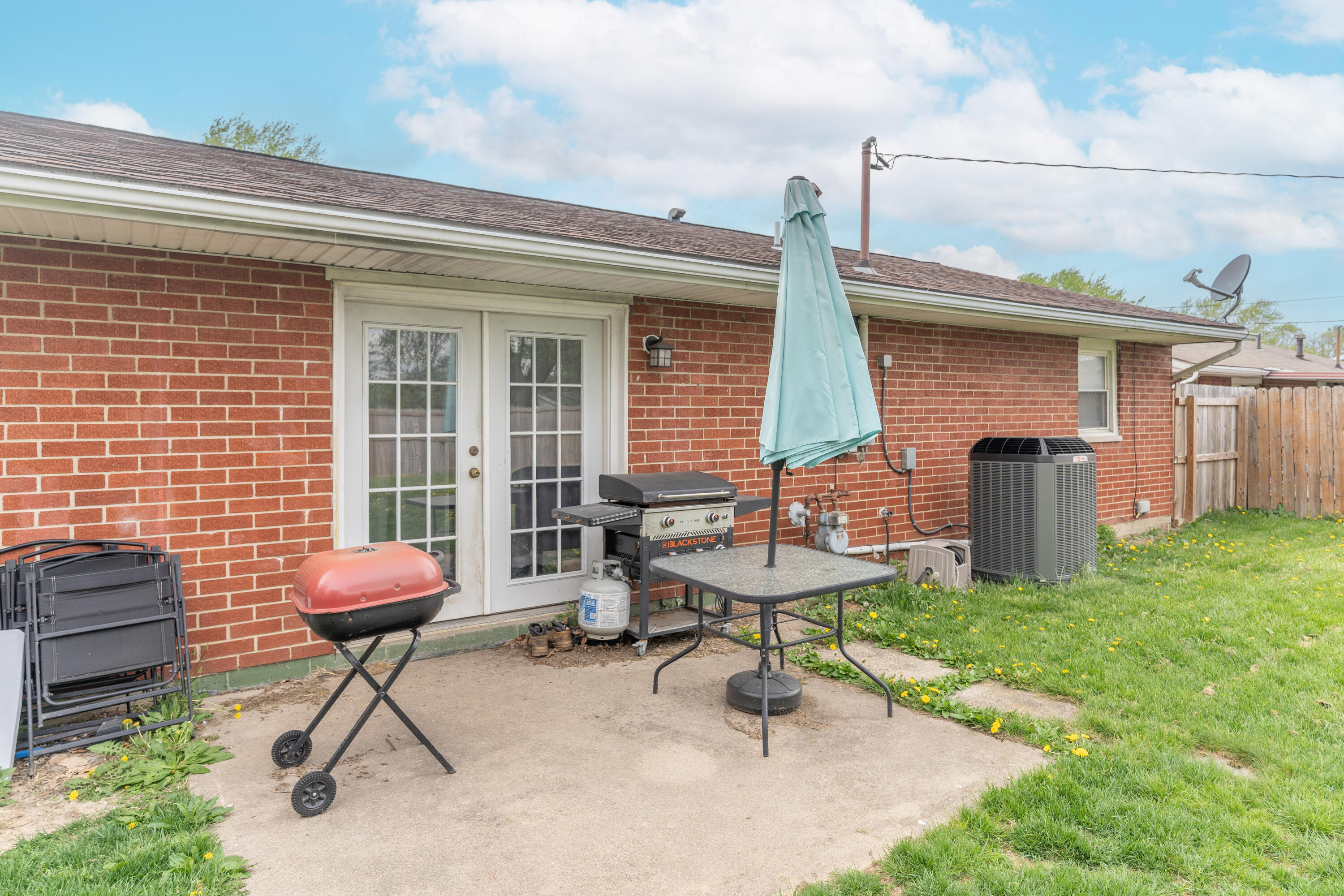1720 Fair Oaks Drive, Sidney, Ohio 45365